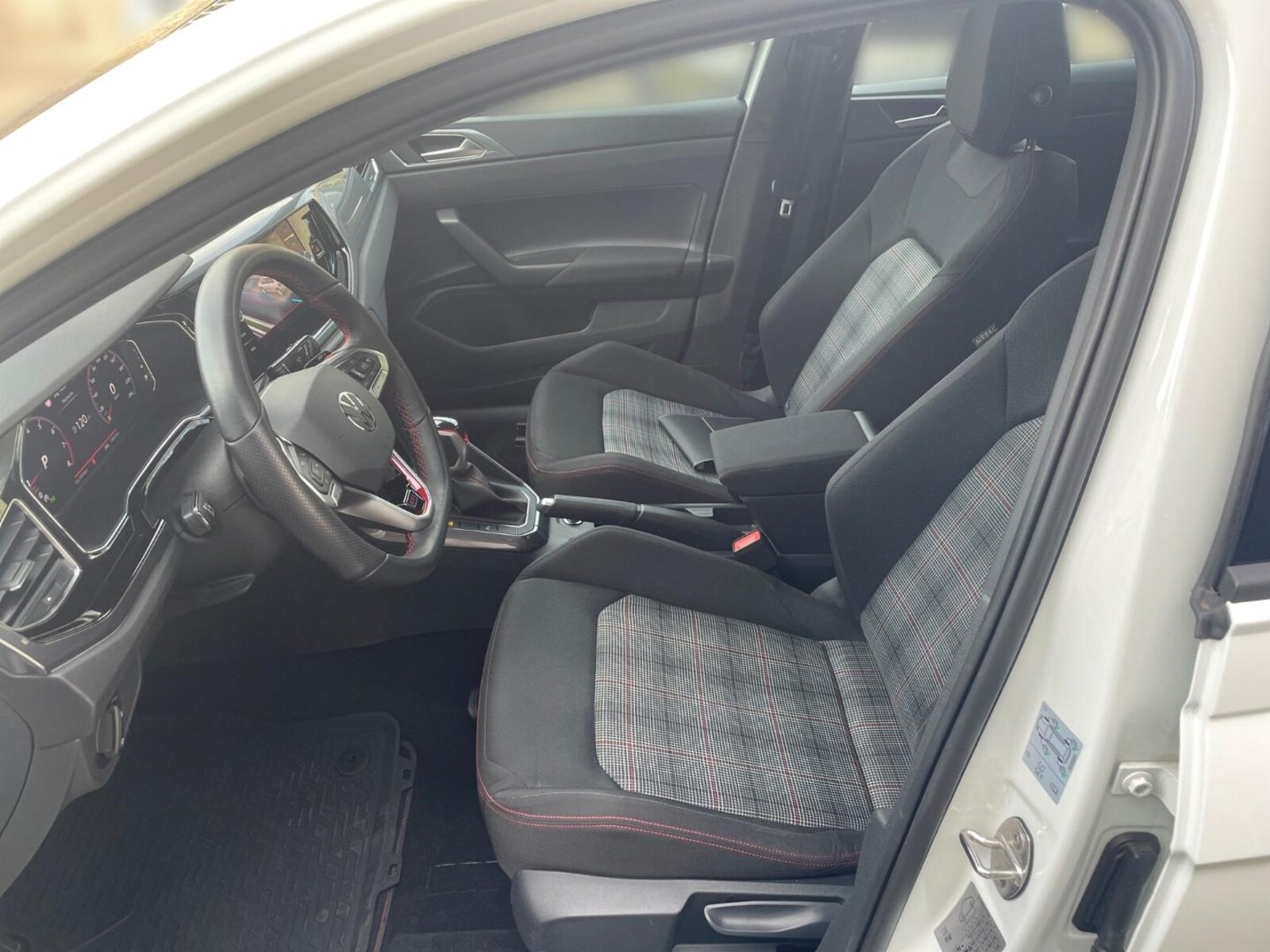 Volkswagen Polo – Bild 9