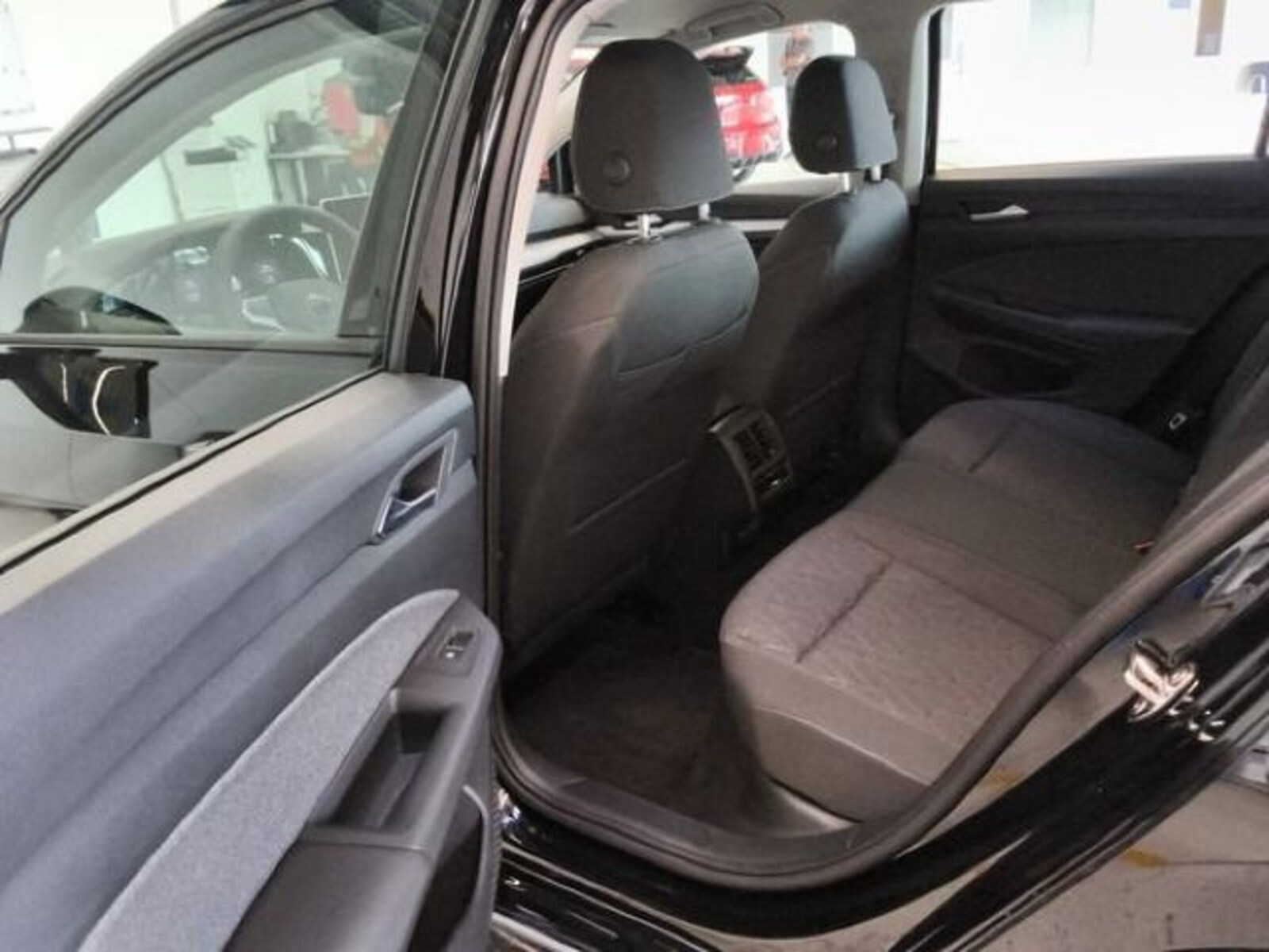 Volkswagen Golf – Bild 4