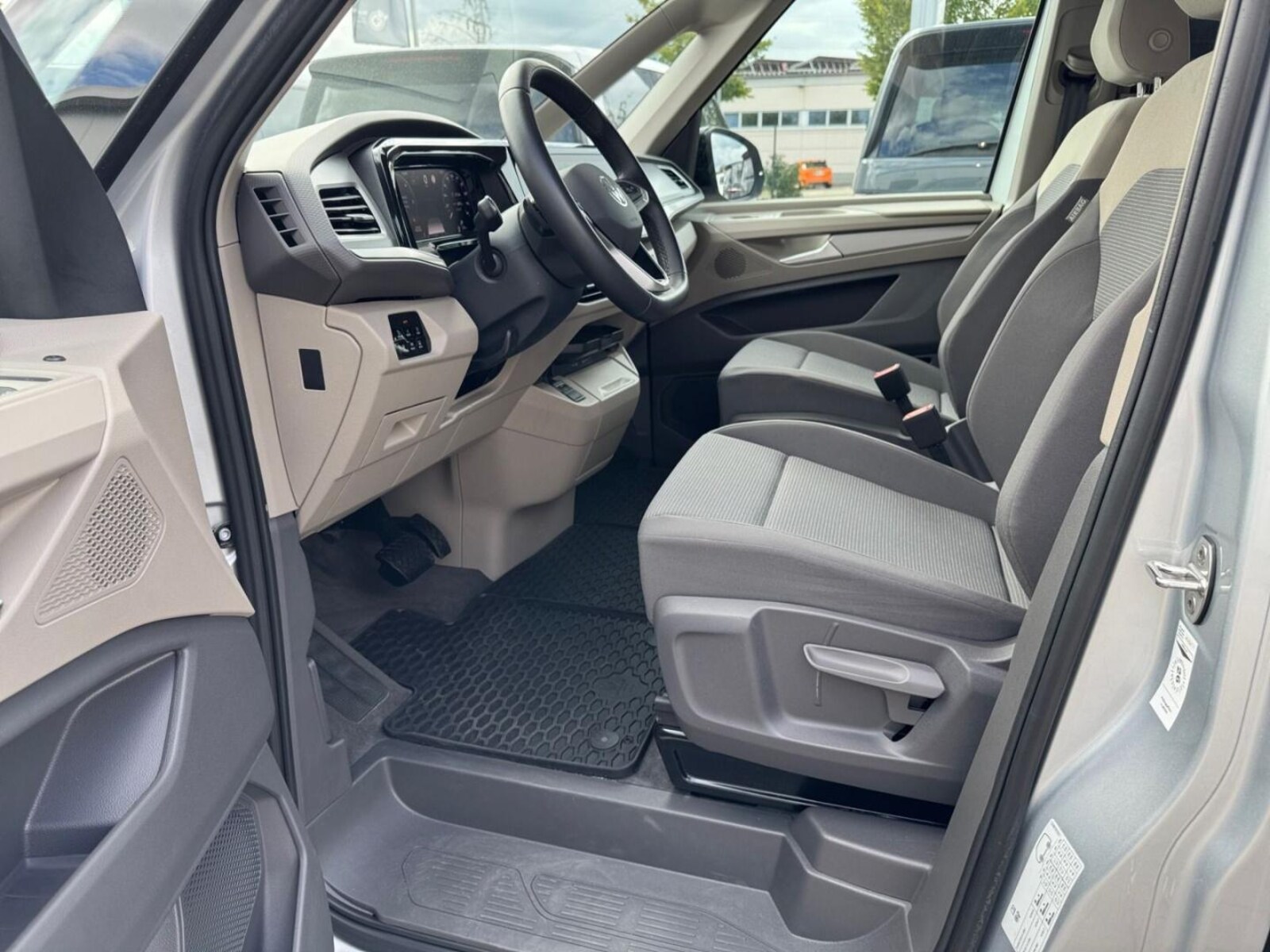 Volkswagen Multivan – Bild 6