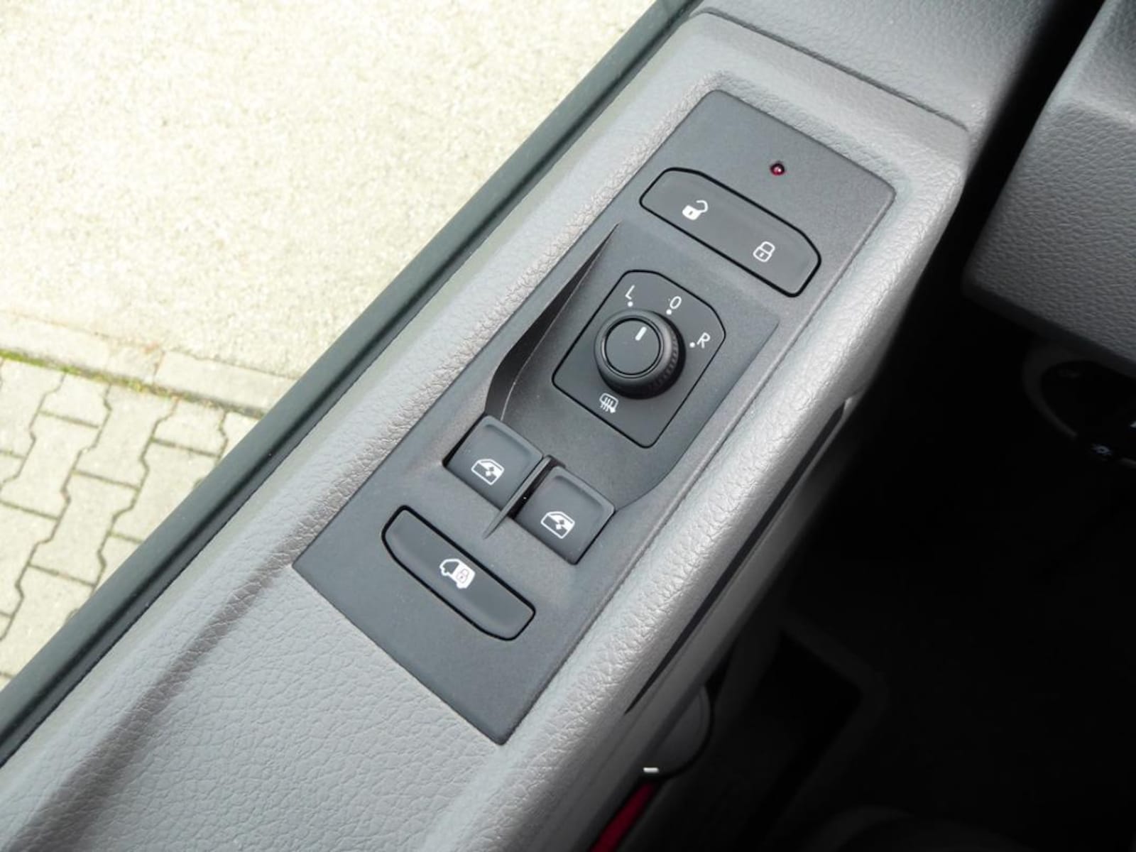 Volkswagen T6.1 Transporter Kasten kurzer Radstand – Bild 8