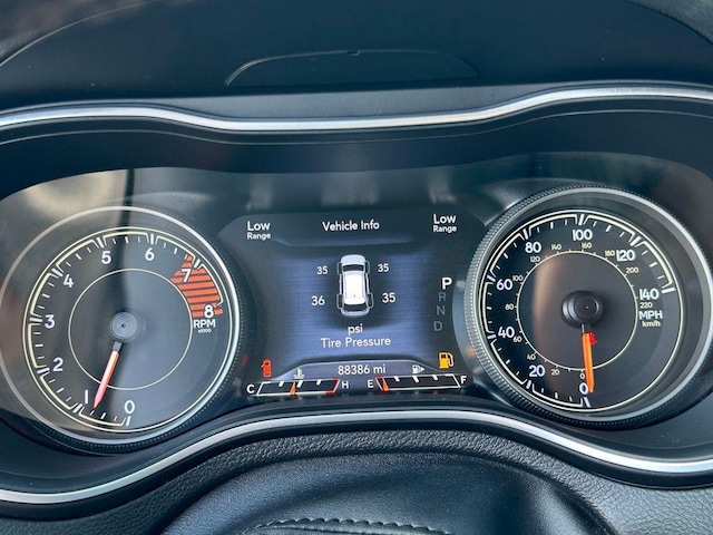 2021 Jeep Cherokee Latitude Lux - Photo 28