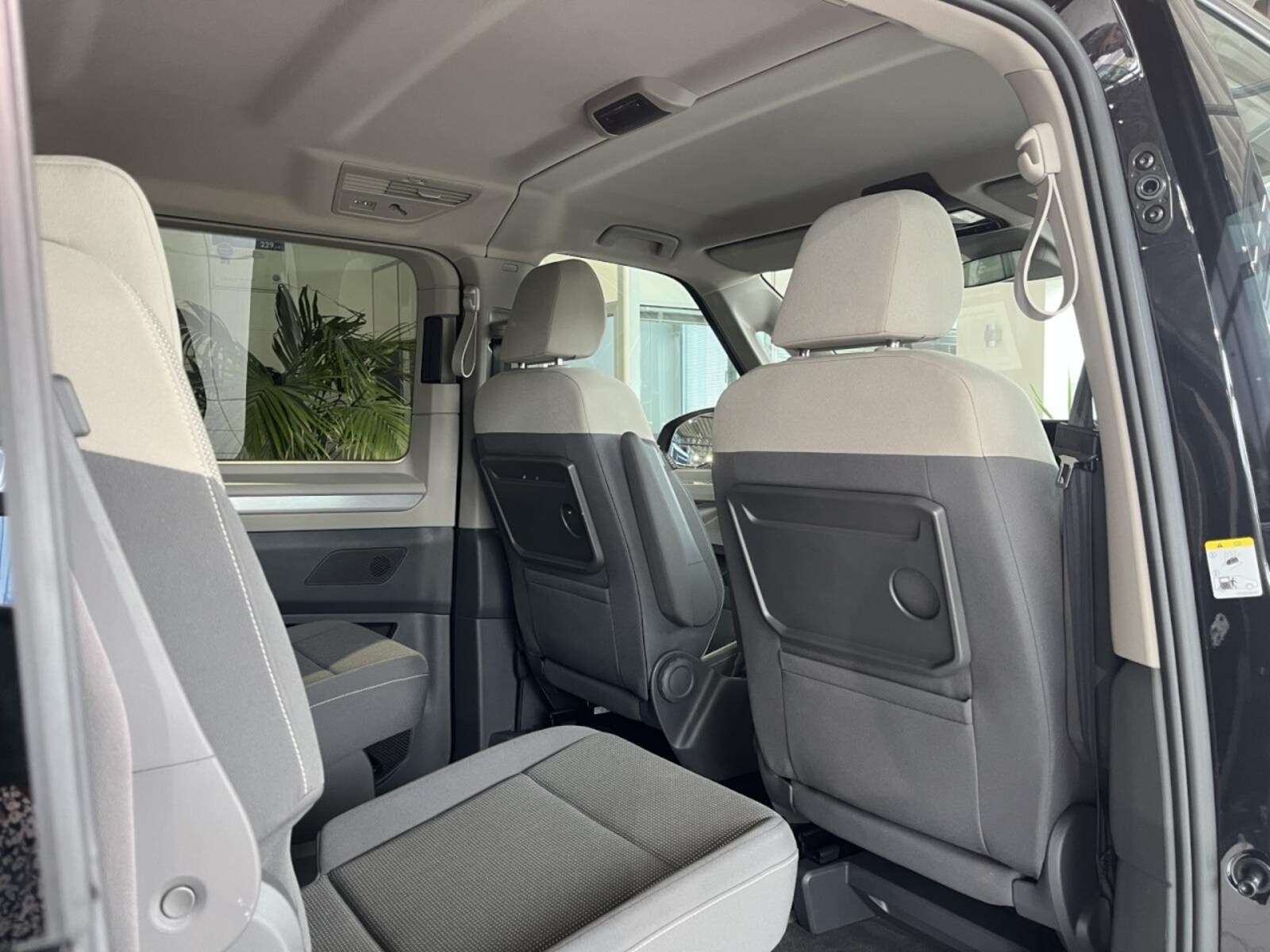 Volkswagen Multivan – Bild 10
