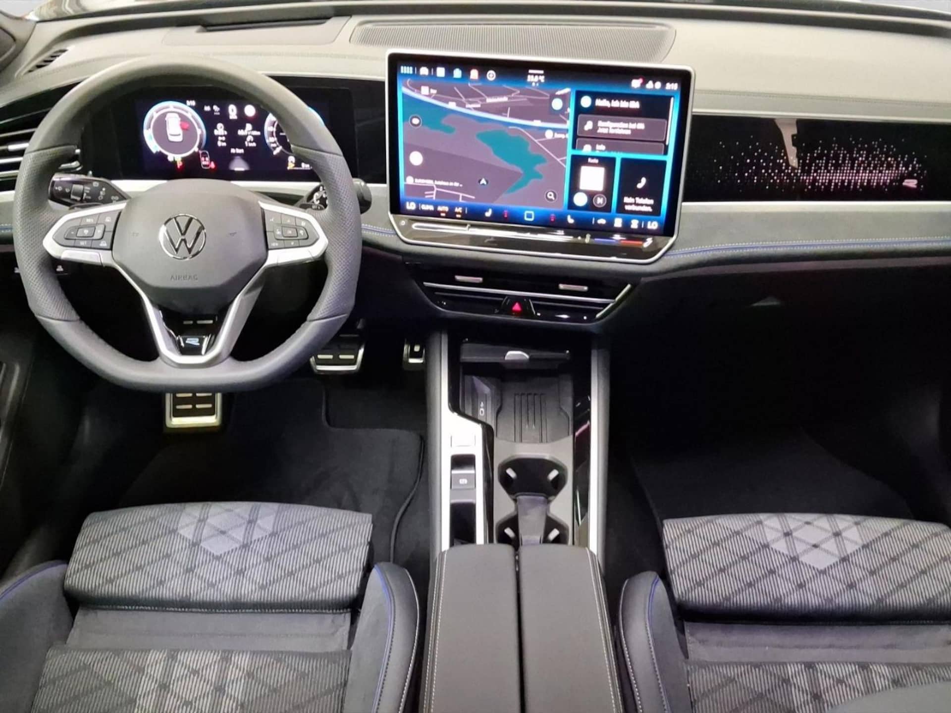 Volkswagen Passat R-Line