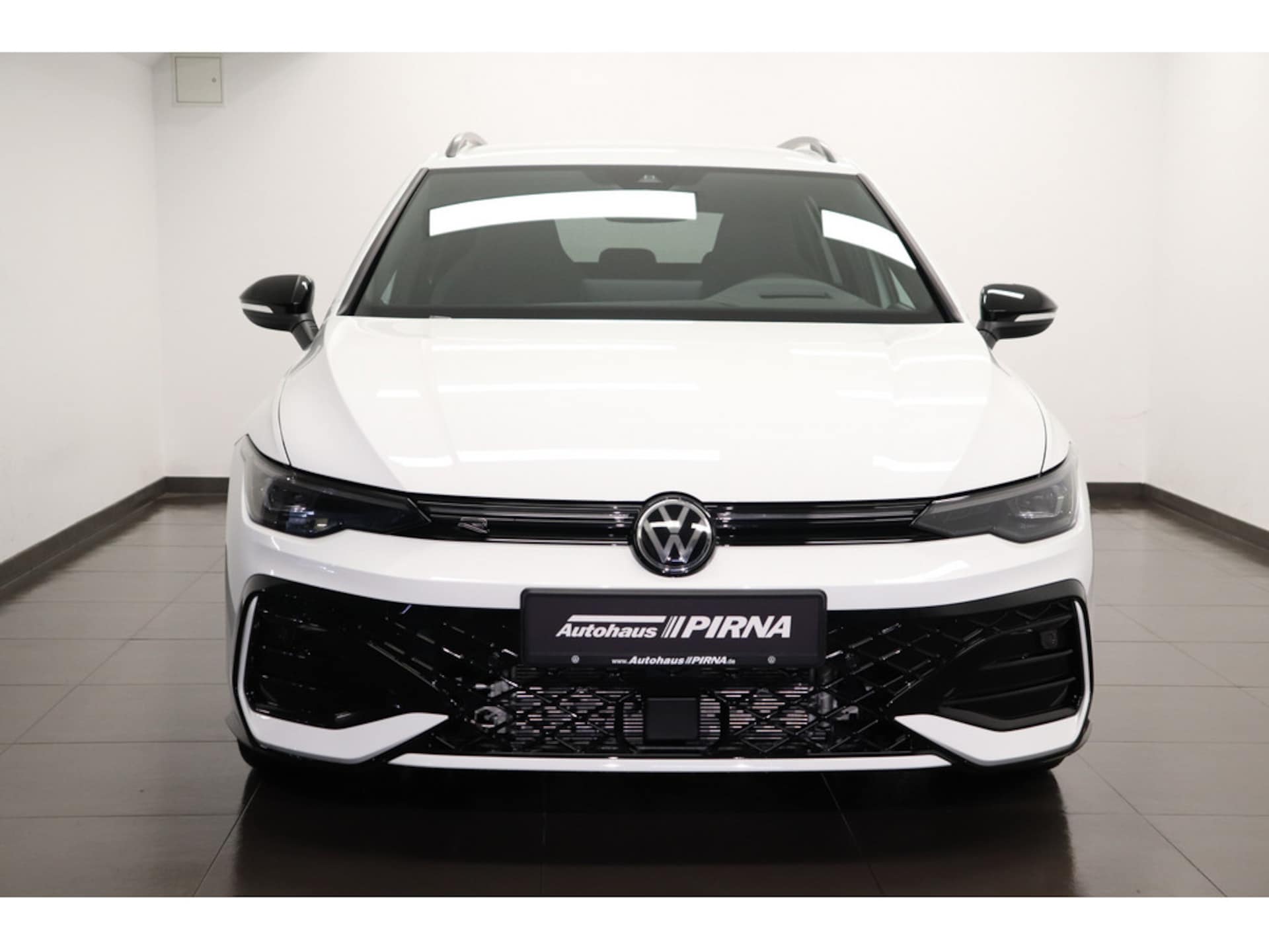Volkswagen Golf Variant R-Line
