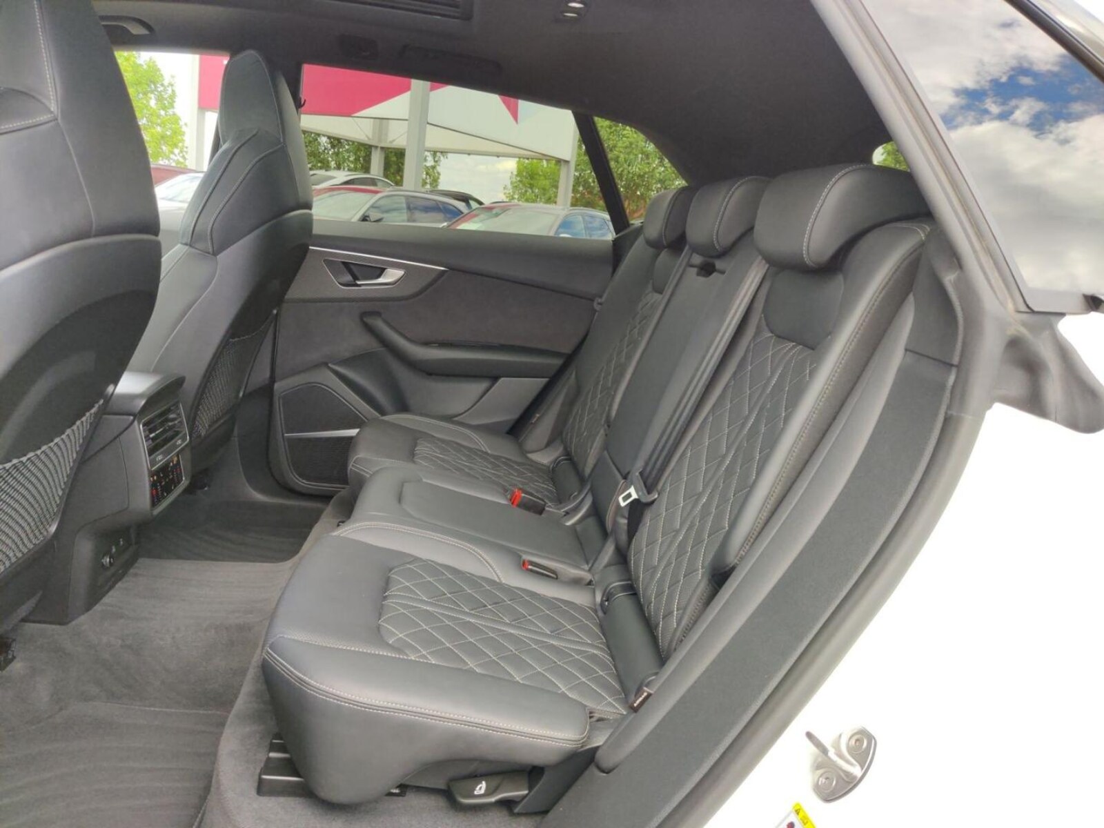 Audi Q8 – Bild 11
