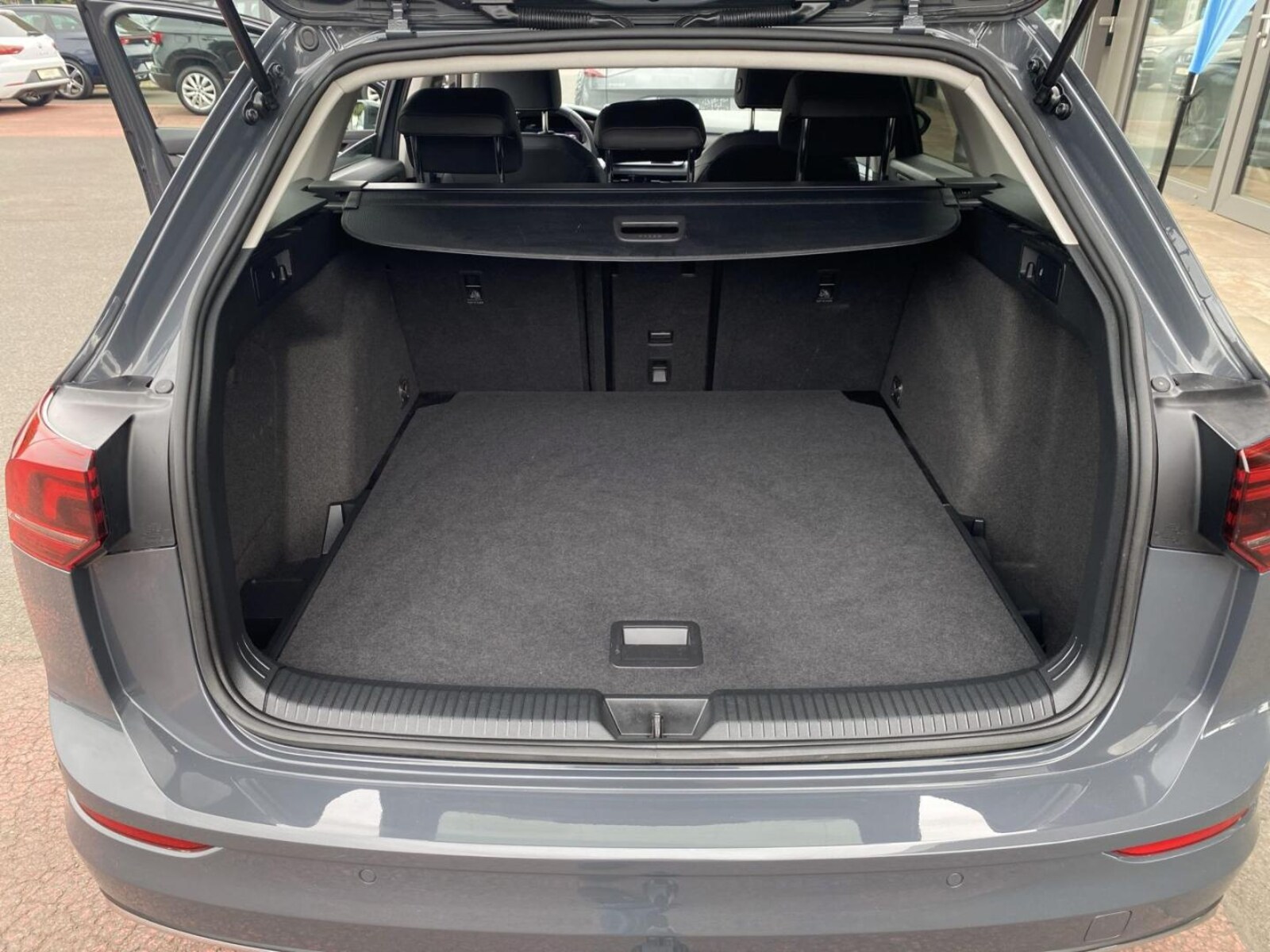 Volkswagen Golf Variant – Bild 15