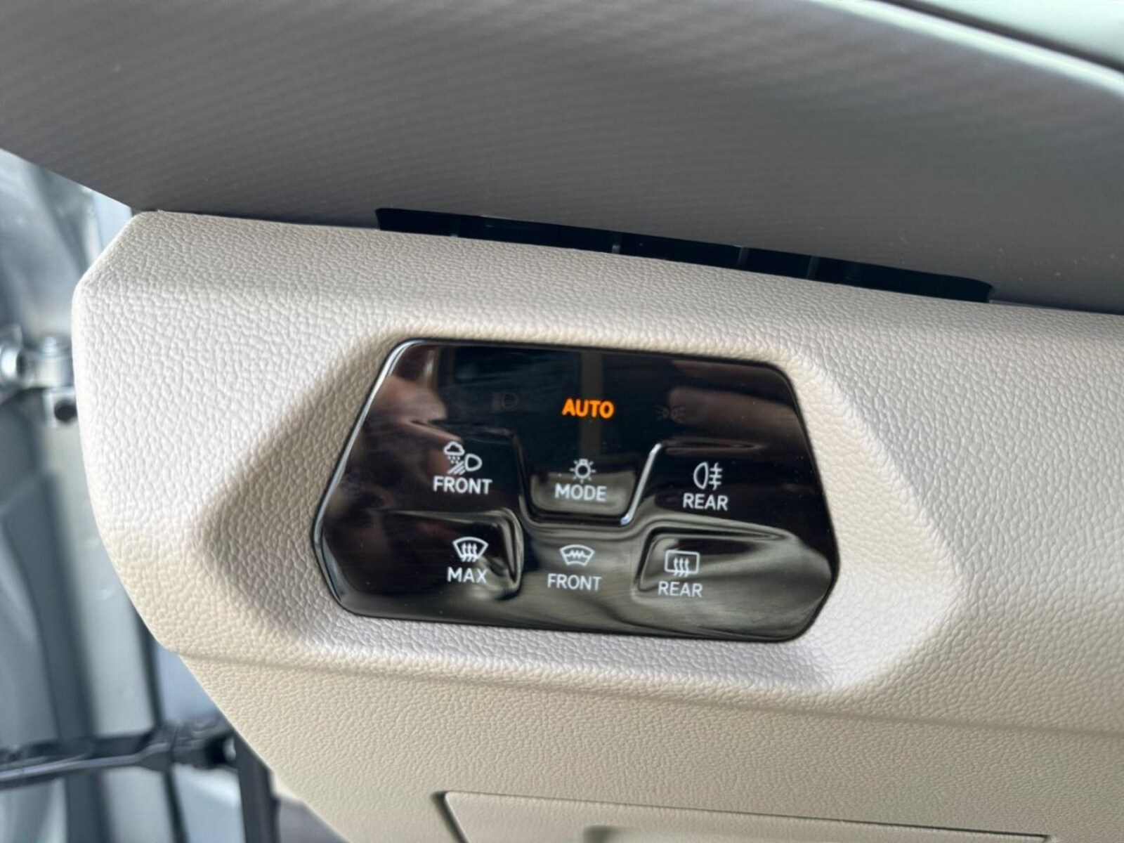 Volkswagen Multivan – Bild 16