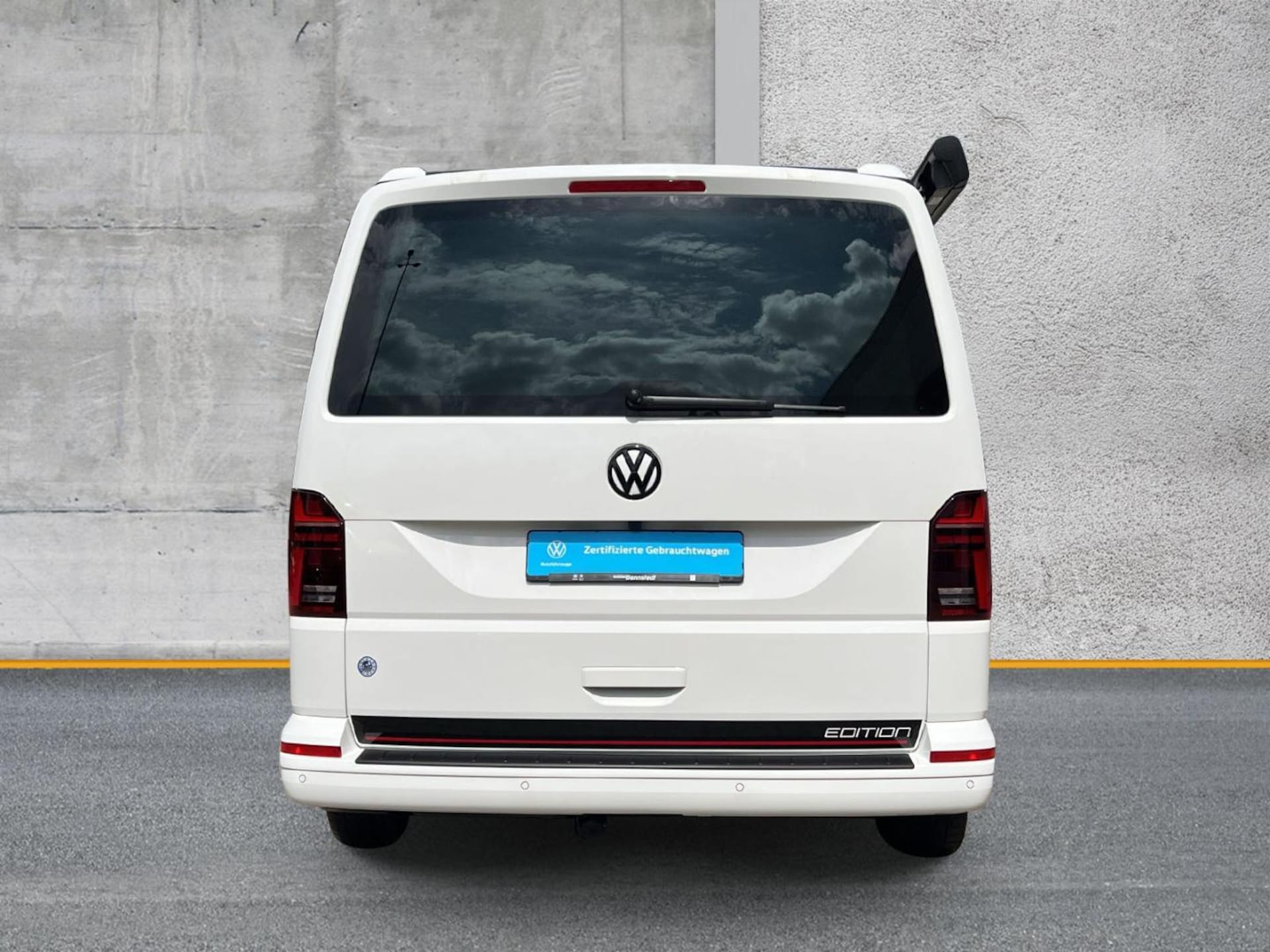 Volkswagen T6.1 California Ocean