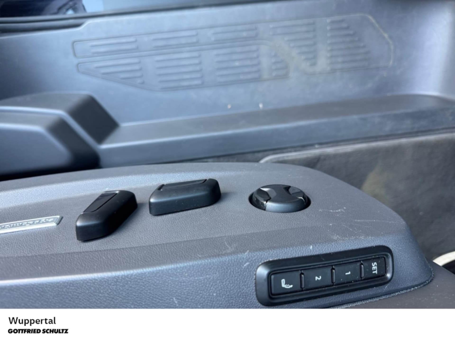 Volkswagen Multivan Style