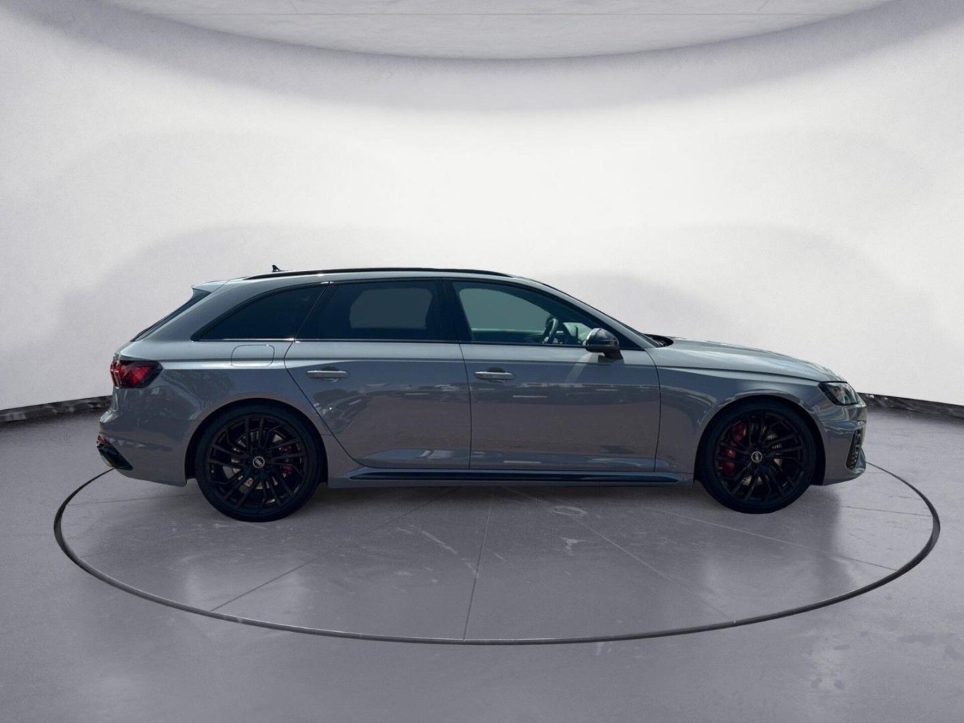 Audi RS 4 Avant
