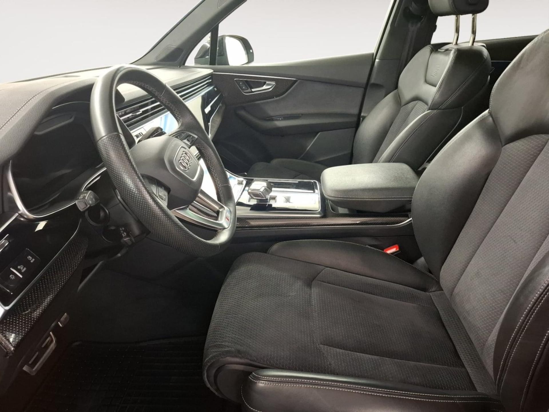 Audi SQ7 SUV