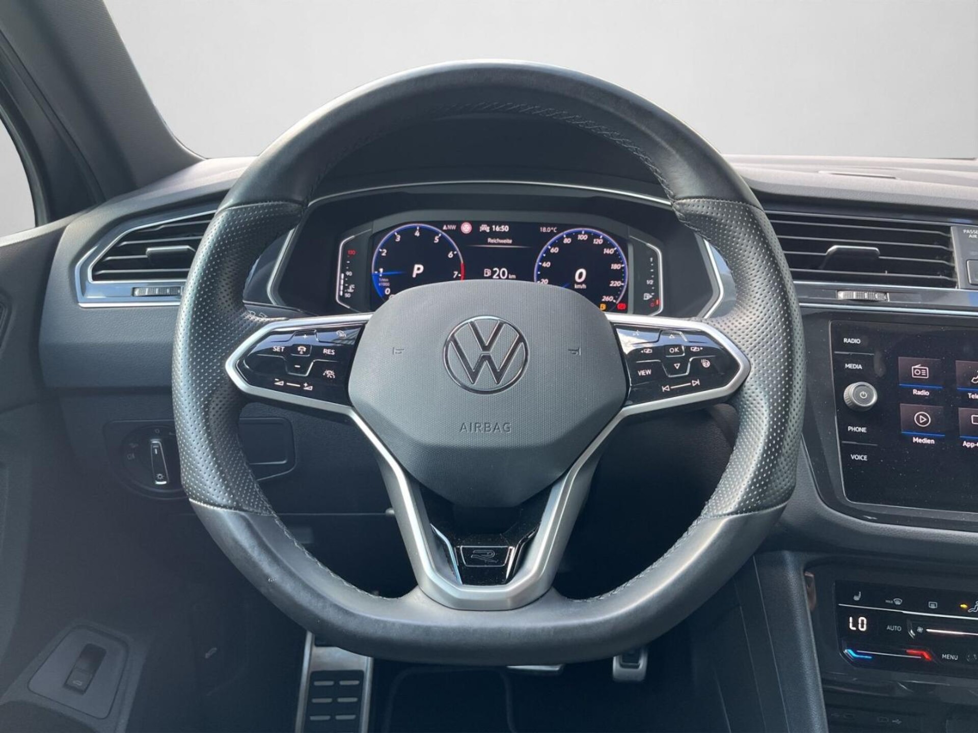 Volkswagen Tiguan R-Line