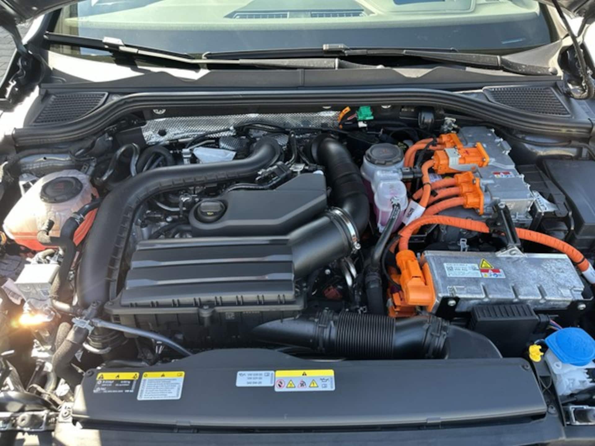 Volkswagen Golf GTE