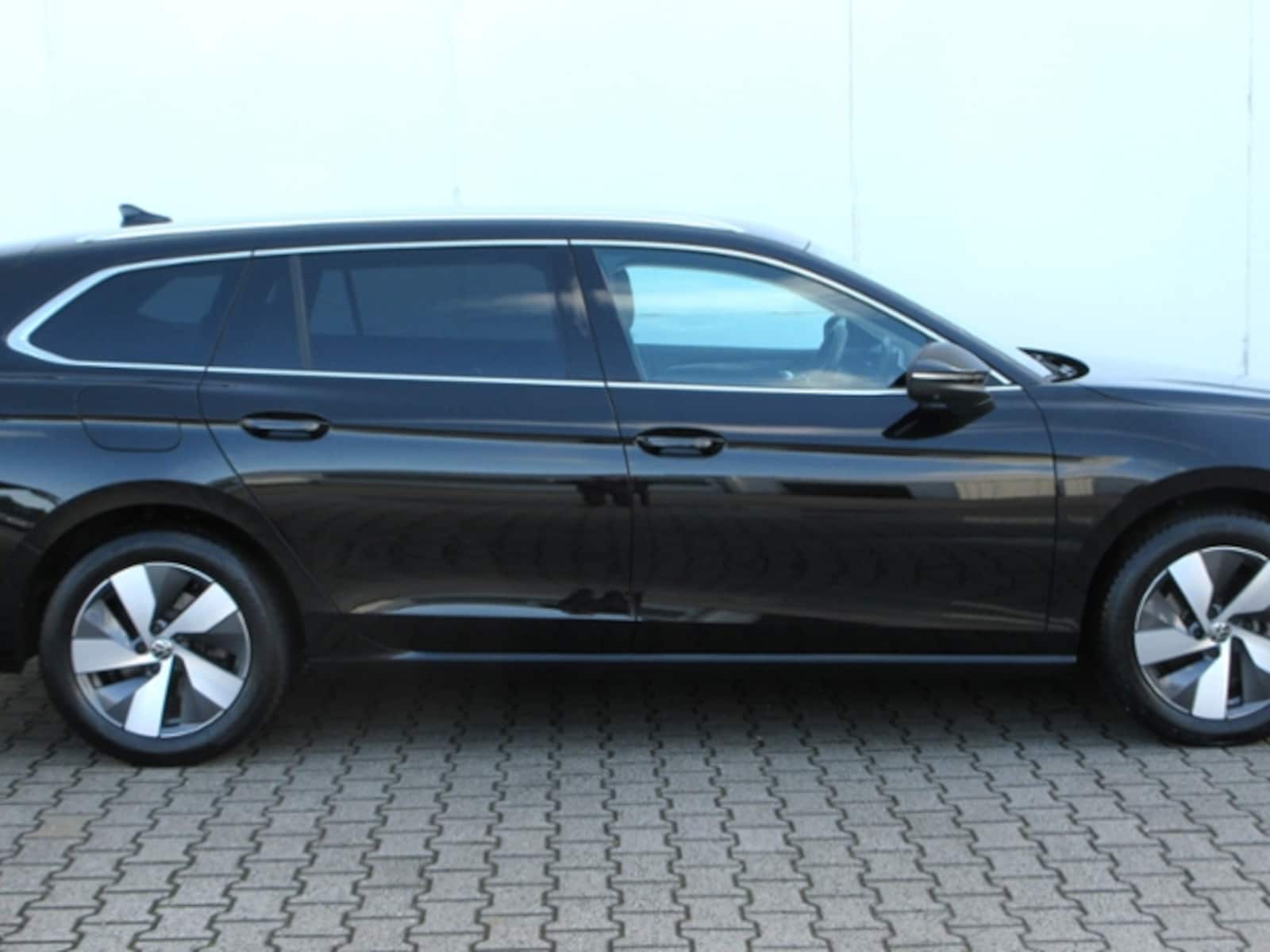 Volkswagen Passat – Bild 16