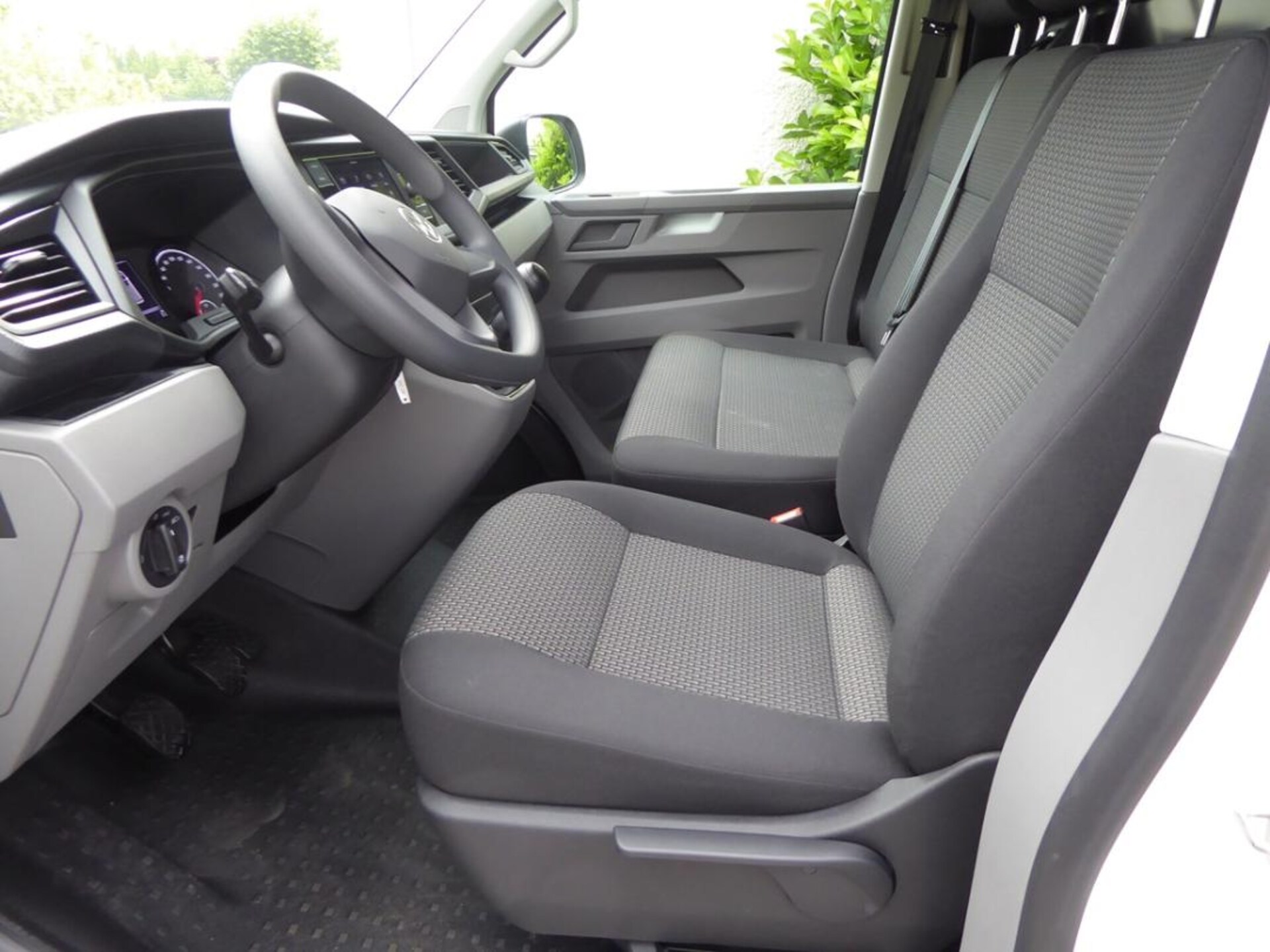 Volkswagen T6.1 Transporter Kasten kurzer Radstand