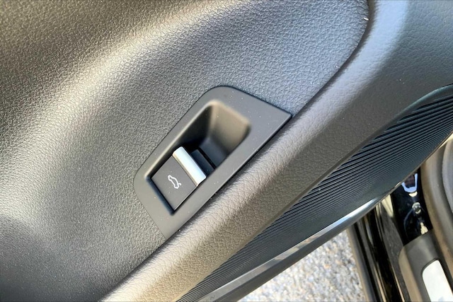 2026 Audi Q8 Premium Plus - Photo 17