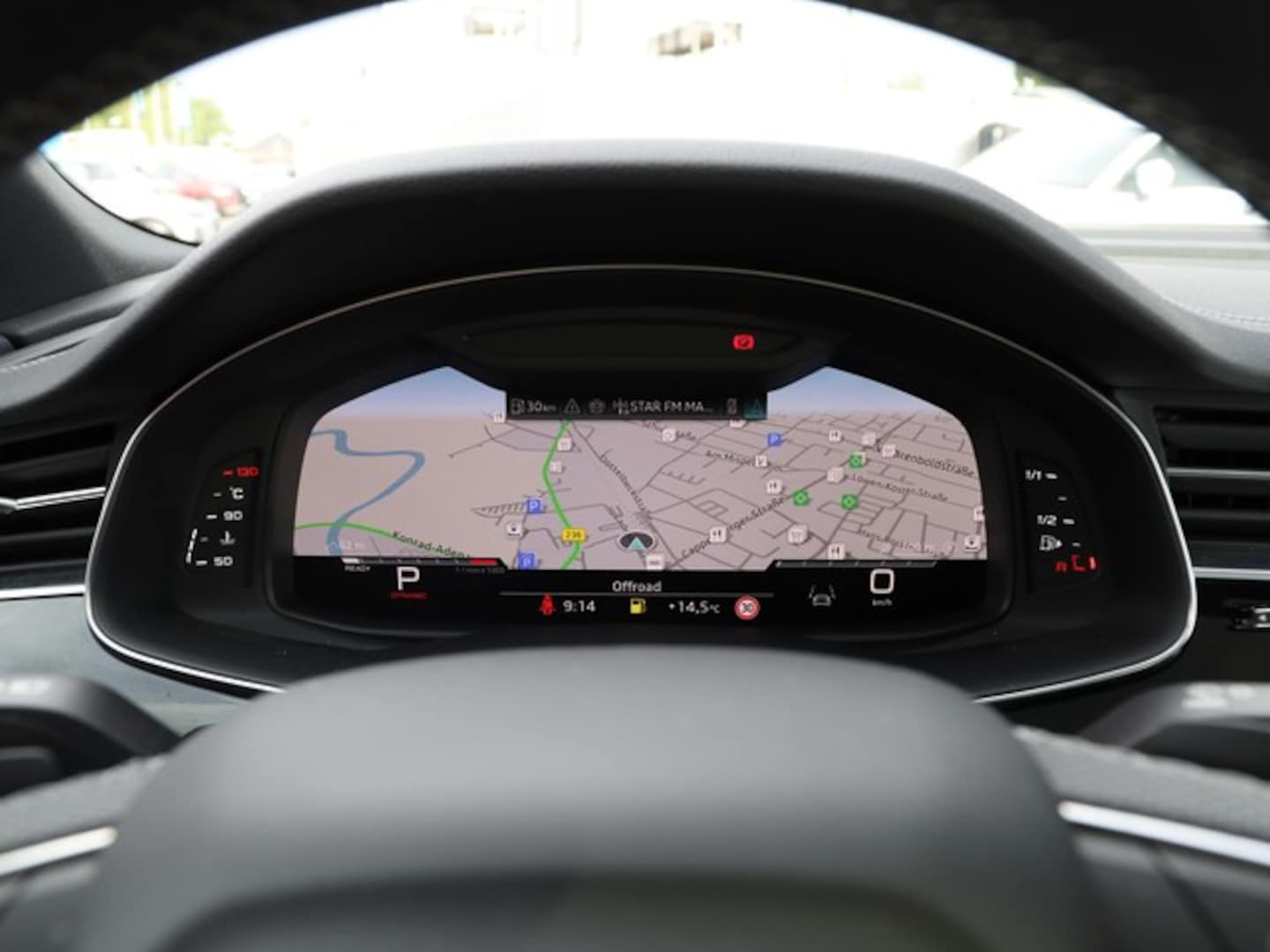 Bild über Audi SQ7 SUV TFSI quattro tiptronic - für weitere Informationen kontaktieren Sie den Audi Partner