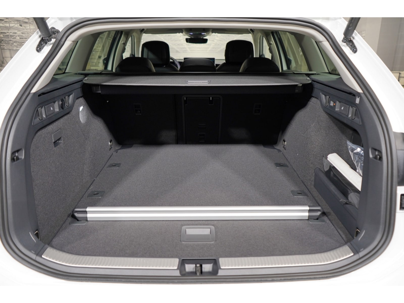 Volkswagen Passat – Bild 11