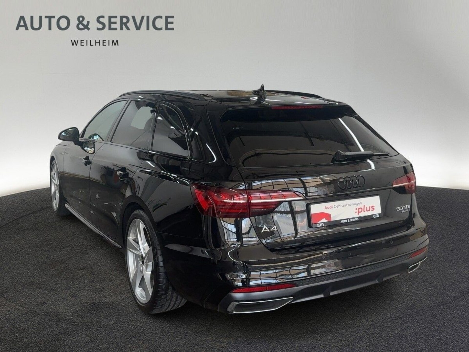 Audi A4 Avant S line