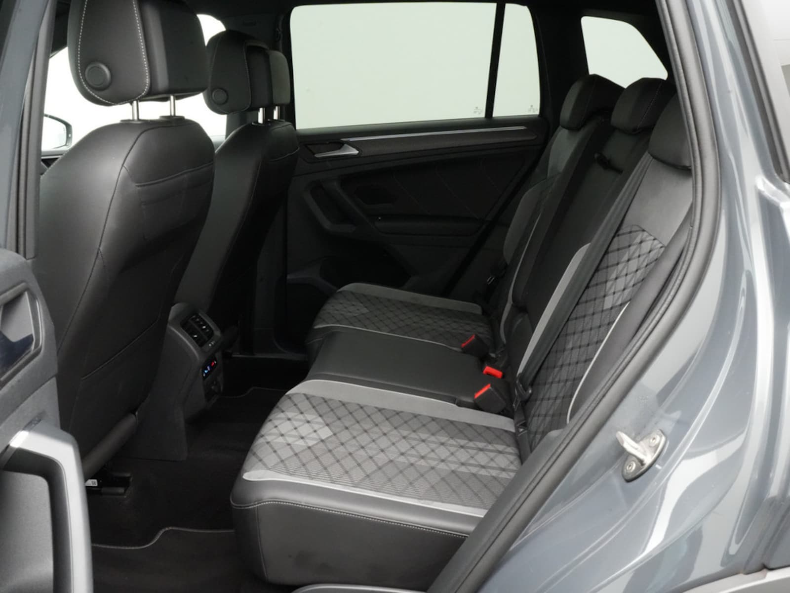 Volkswagen Tiguan – Bild 16