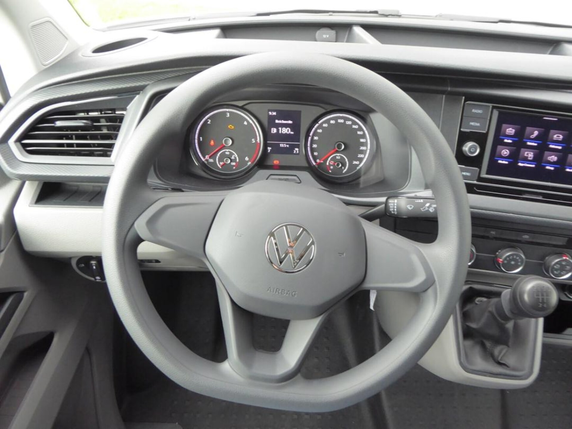 Volkswagen T6.1 Transporter Kasten kurzer Radstand