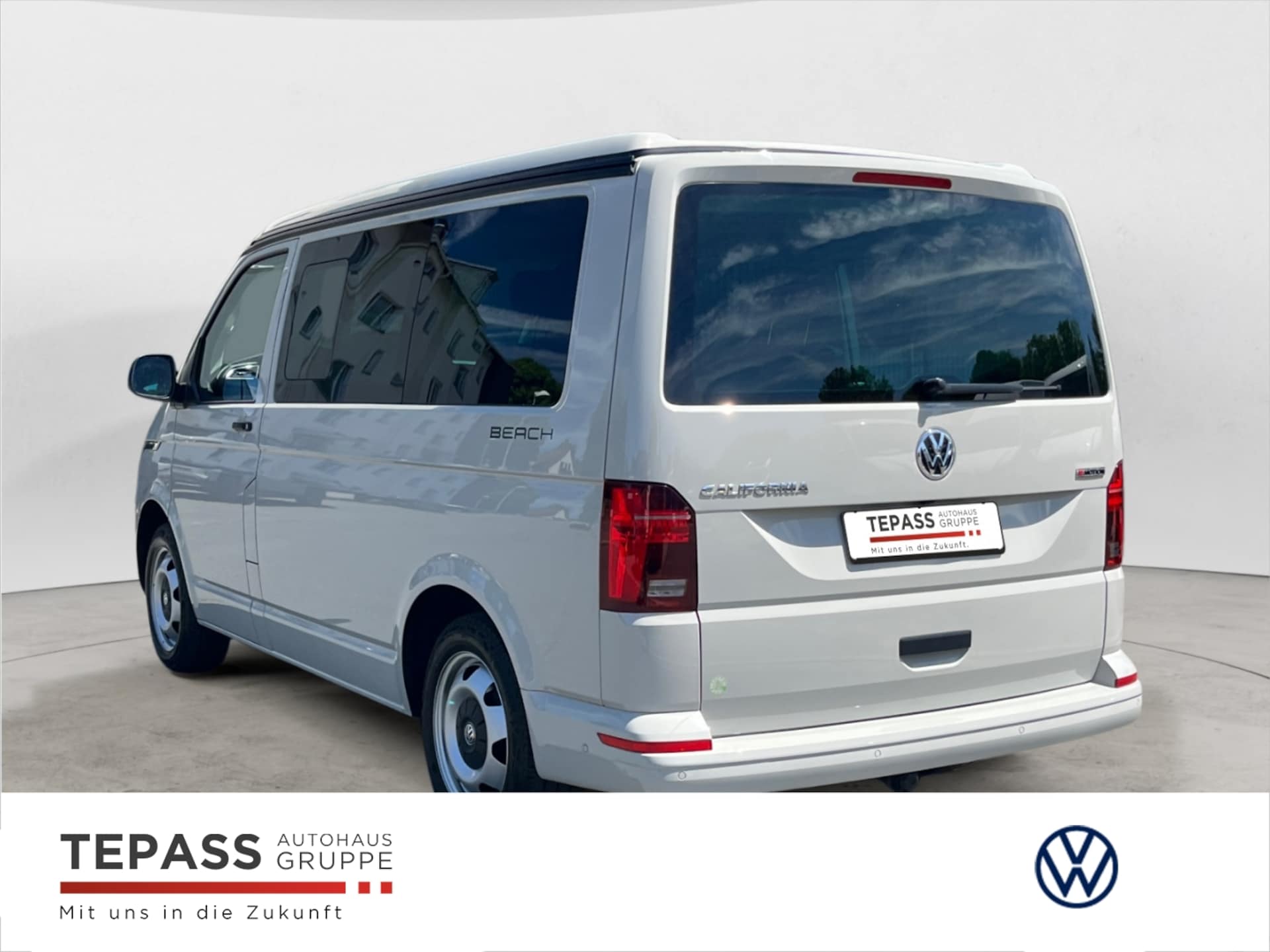 Volkswagen T6.1 California Beach