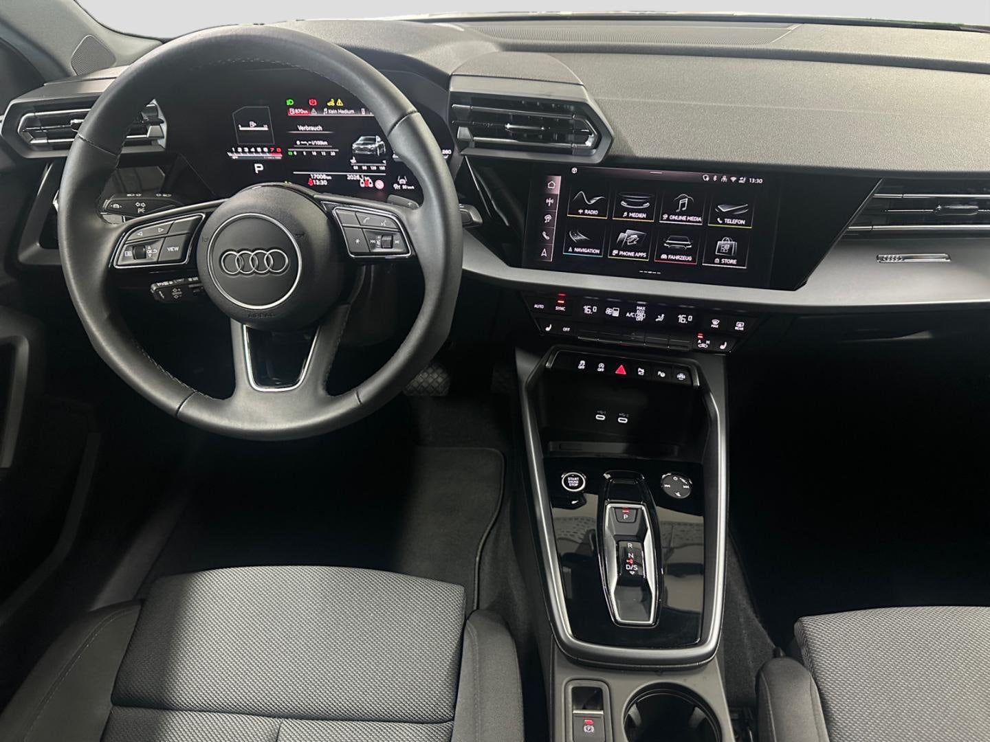 Bild über Audi A3 Sportback S line 35 TFSI S tronic - für weitere Informationen kontaktieren Sie den Audi Partner