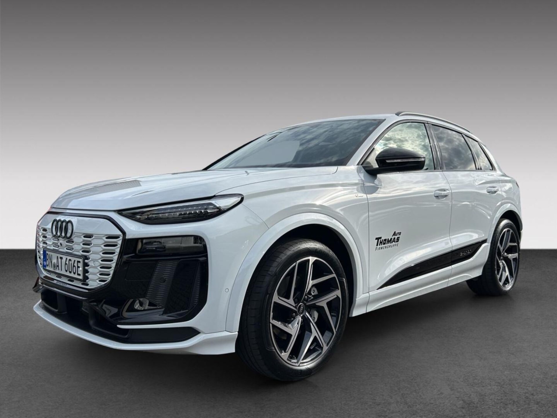 Audi Q6 SUV e-tron