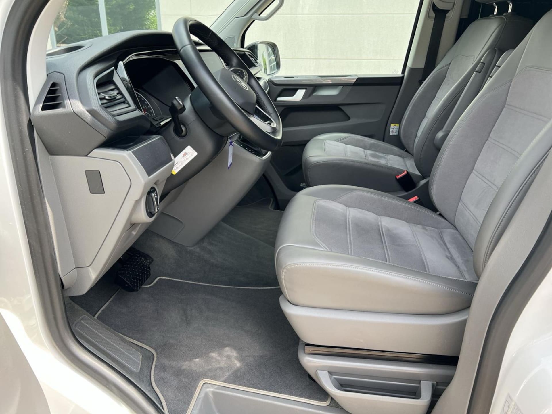 Volkswagen T6.1 California Ocean
