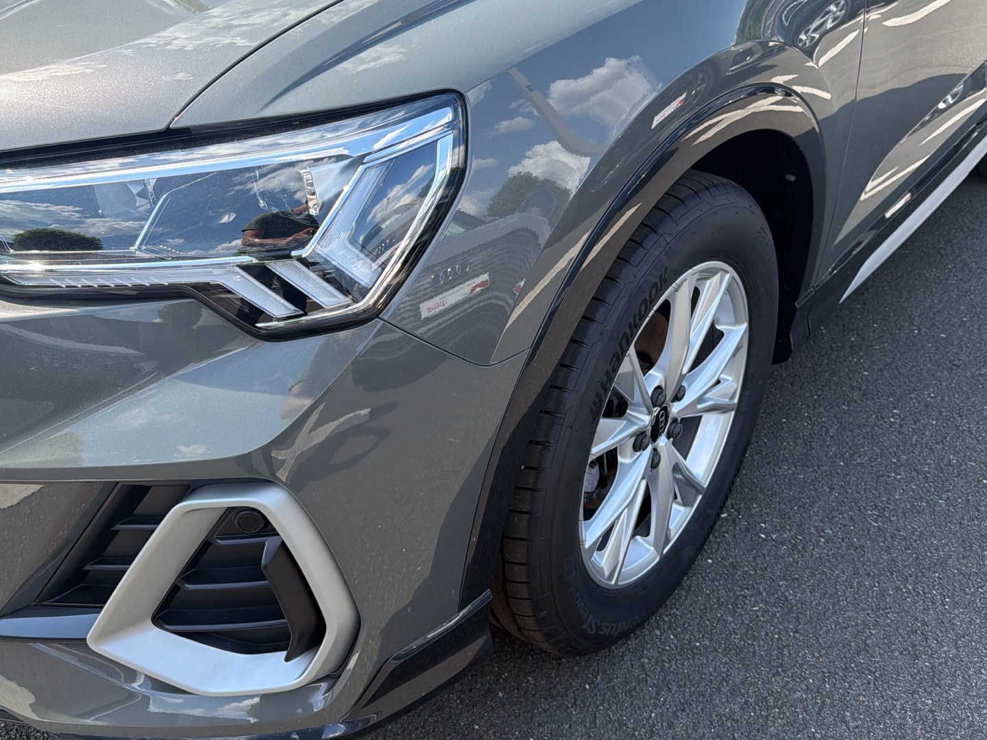Bild über Audi Q3 Sportback S line 35 TFSI S tronic - für weitere Informationen kontaktieren Sie den Audi Partner