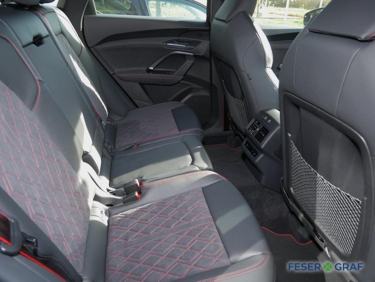 Bild über Audi Q5 SUV TFSI quattro 150 kW S tronic - für weitere Informationen kontaktieren Sie den Audi Partner