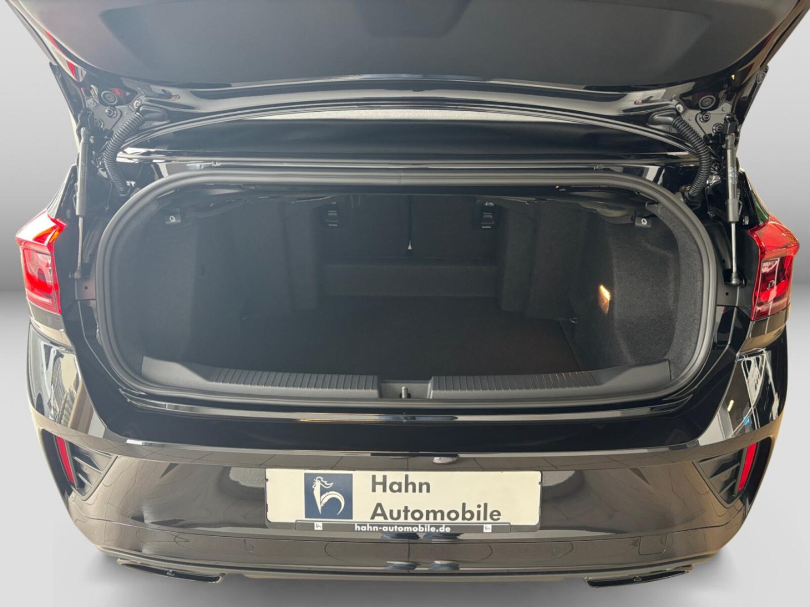 Volkswagen T-Roc Cabriolet – Bild 11