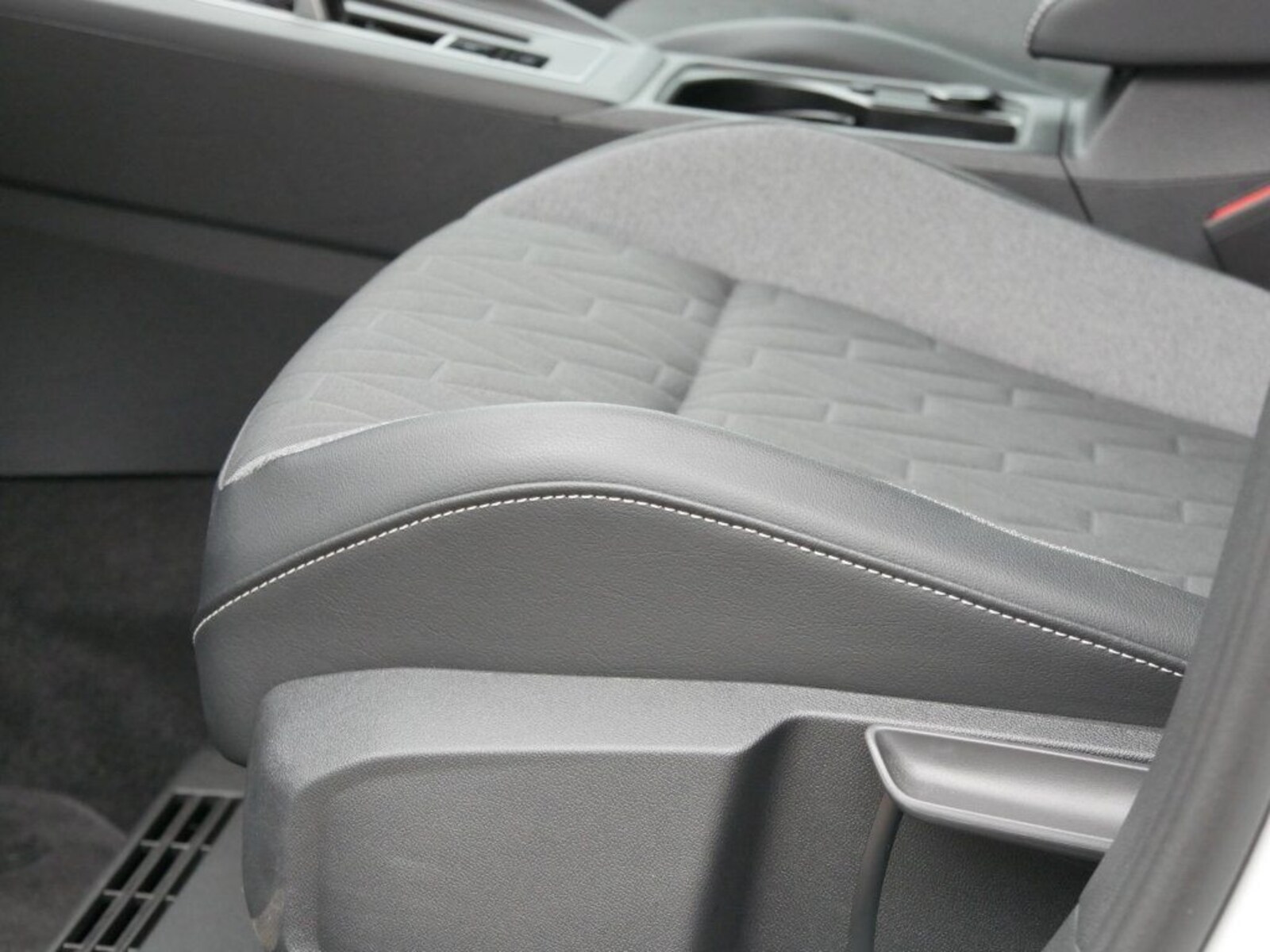Volkswagen Golf – Bild 12
