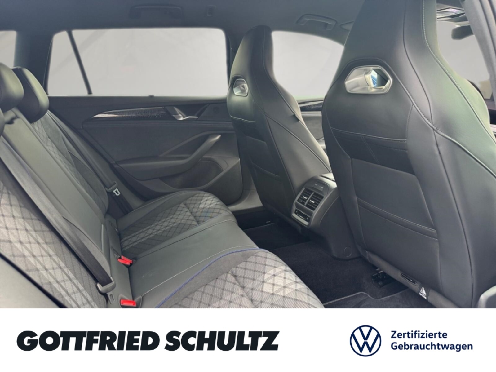 Volkswagen Passat – Bild 8