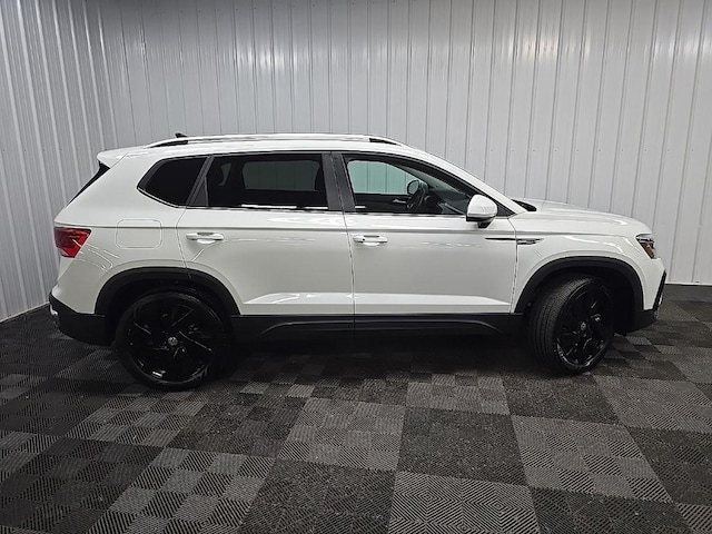 2024 Volkswagen Taos