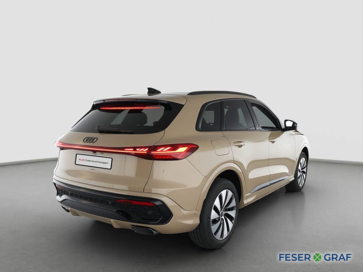 Bild über Audi Q5 SUV TFSI 150 kW S tronic - für weitere Informationen kontaktieren Sie den Audi Partner