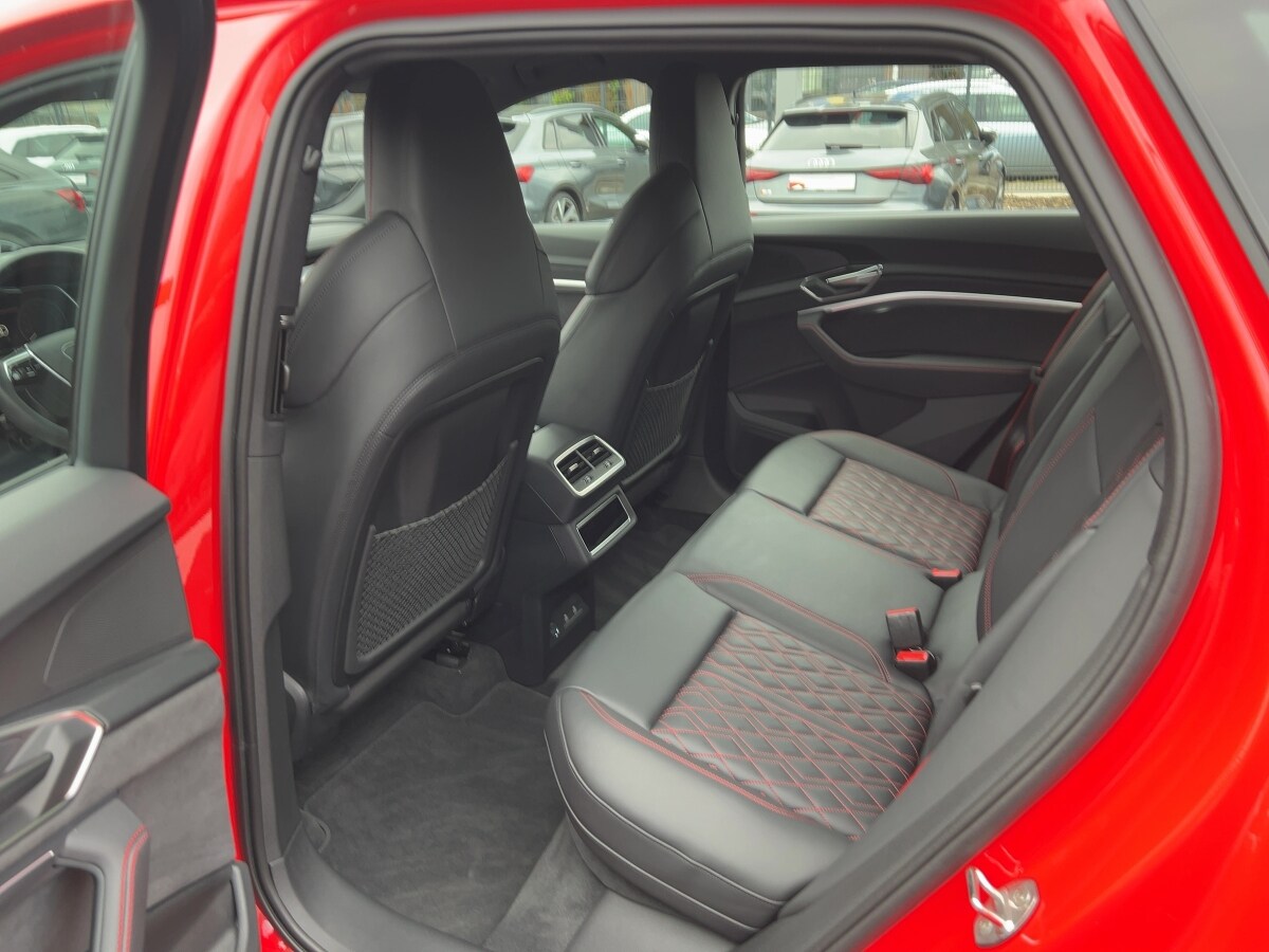 Image about Audi SQ8 e-tron e-tron quattro
