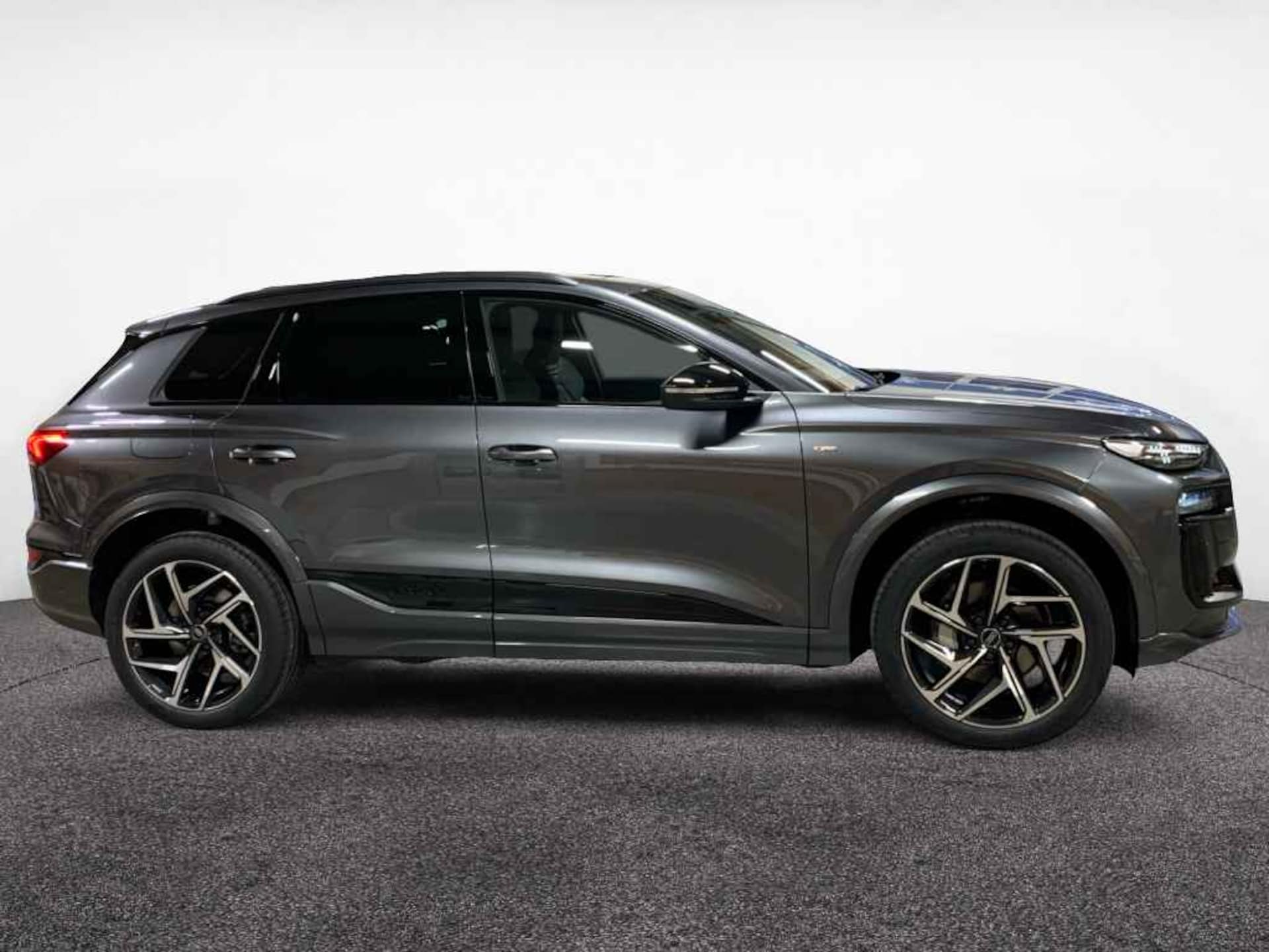 Audi Q6 SUV e-tron
