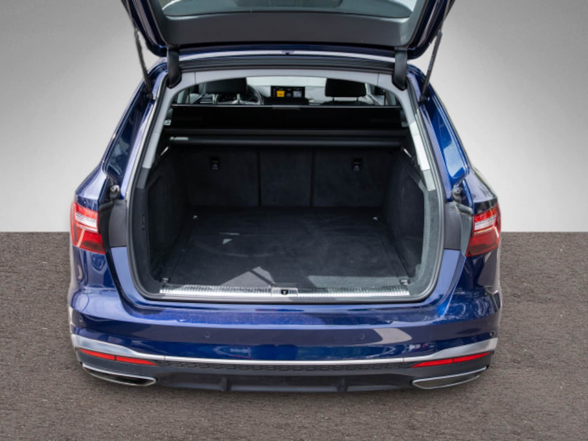 Audi A4 Avant S line
