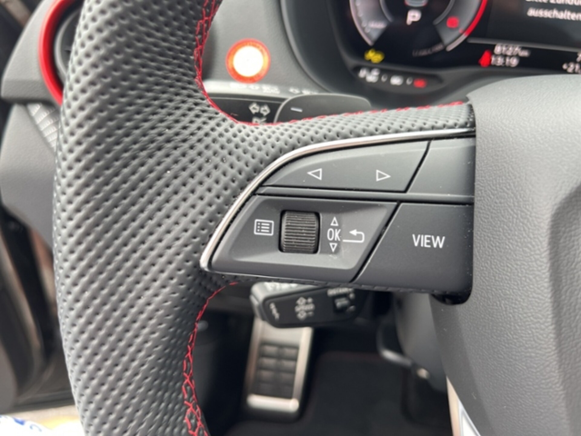 Audi Q2 S line