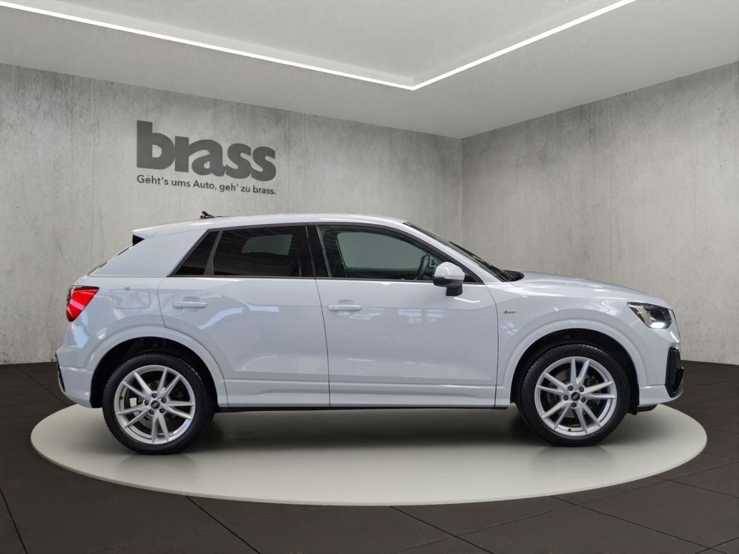 Bild über Audi Q2 S line 40 TFSI quattro S tronic - für weitere Informationen kontaktieren Sie den Audi Partner