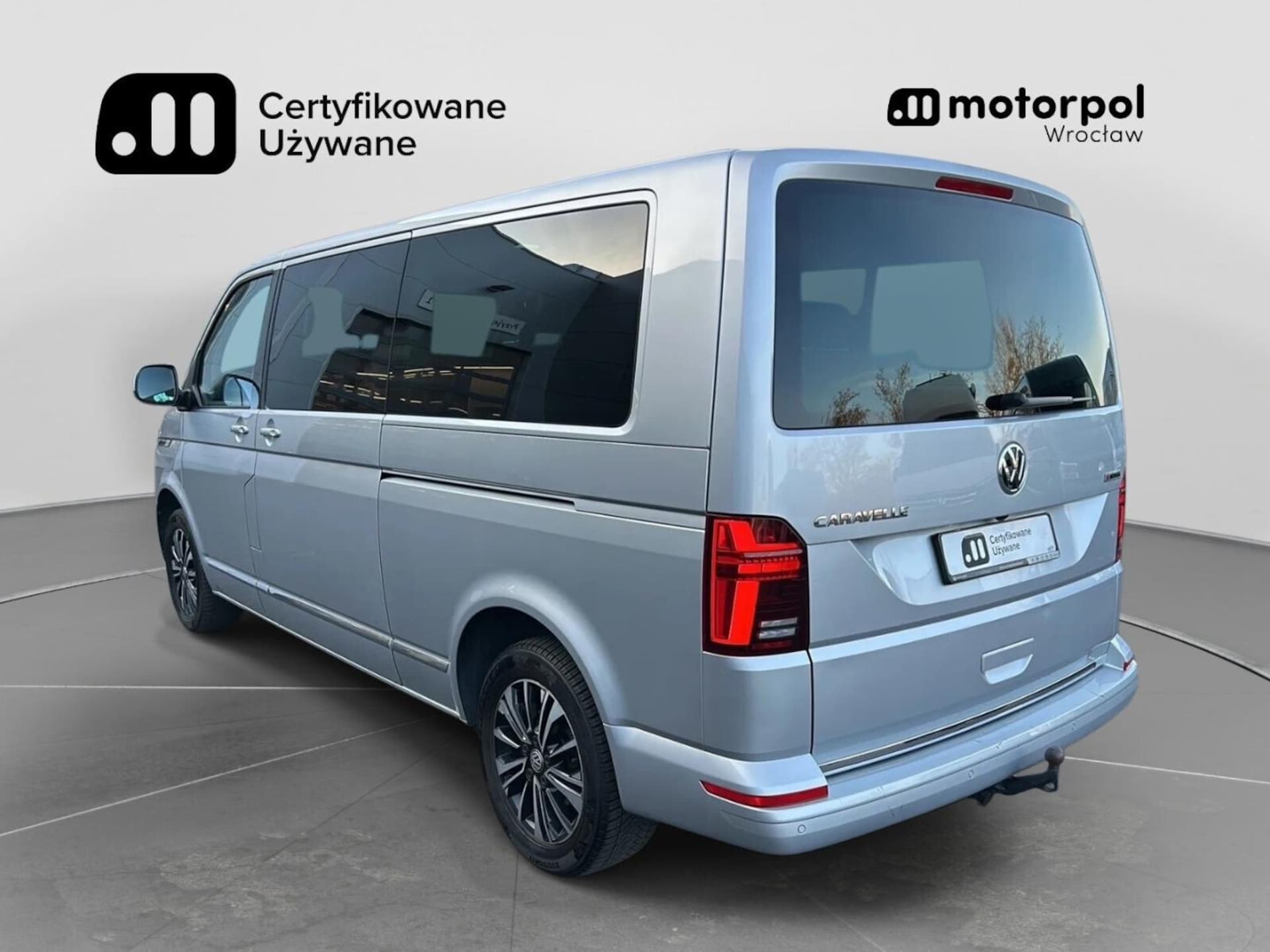 Volkswagen Caravelle 6.1 długi roztaw osi SE