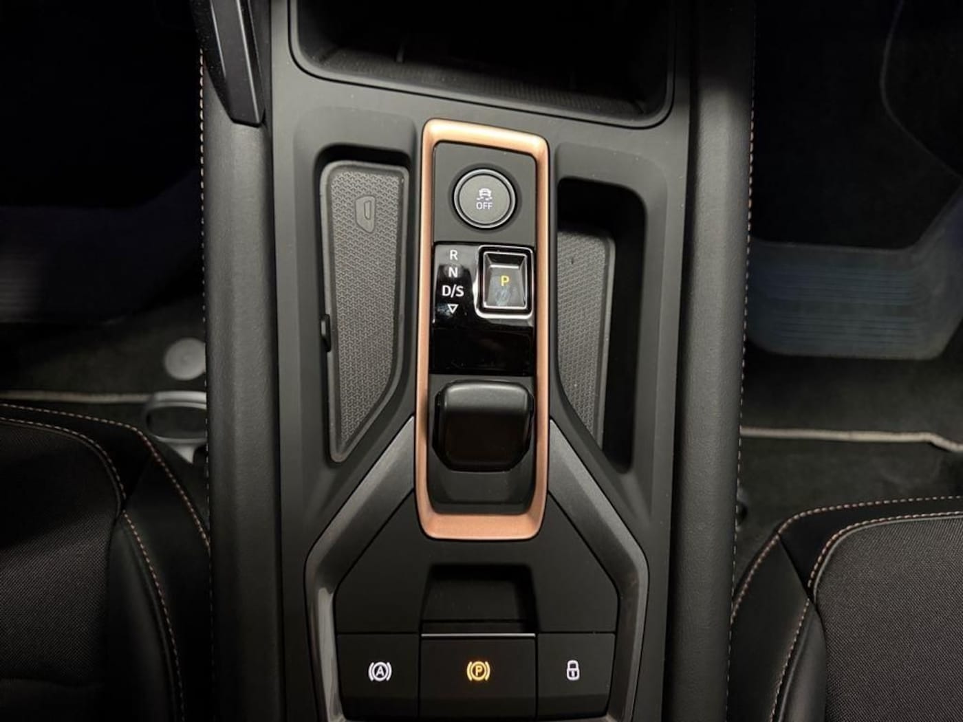 CUPRA Leon Sportstourer 1.5 TSI e-Hybrid DSG 150 kW (204 CV) — photo 11
