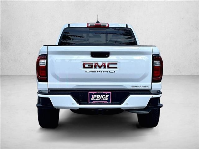 2024 GMC Canyon