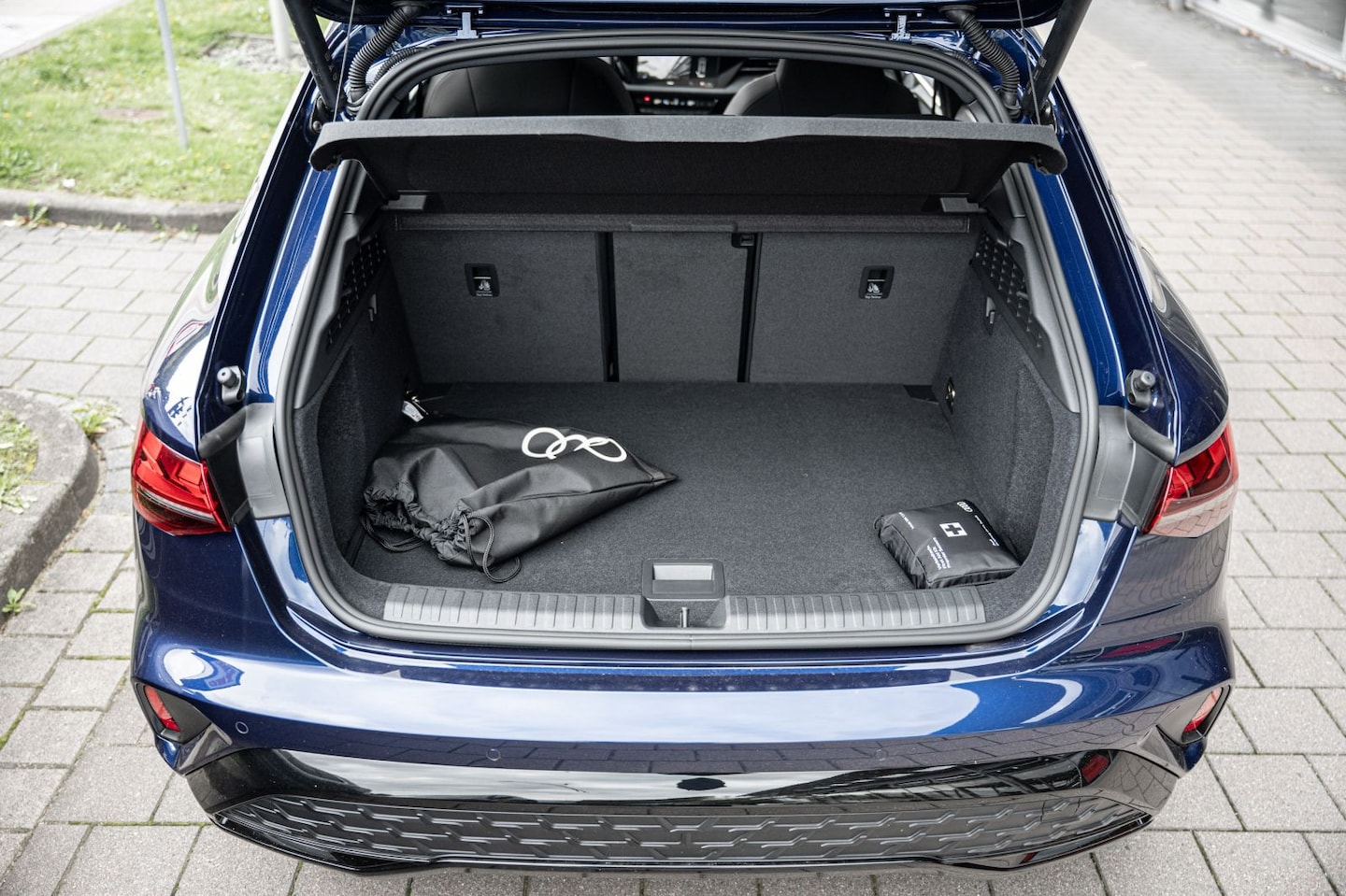 Bild über Audi A3 Sportback TFSI e TFSI e 200 kW S tronic - für weitere Informationen kontaktieren Sie den Audi Partner