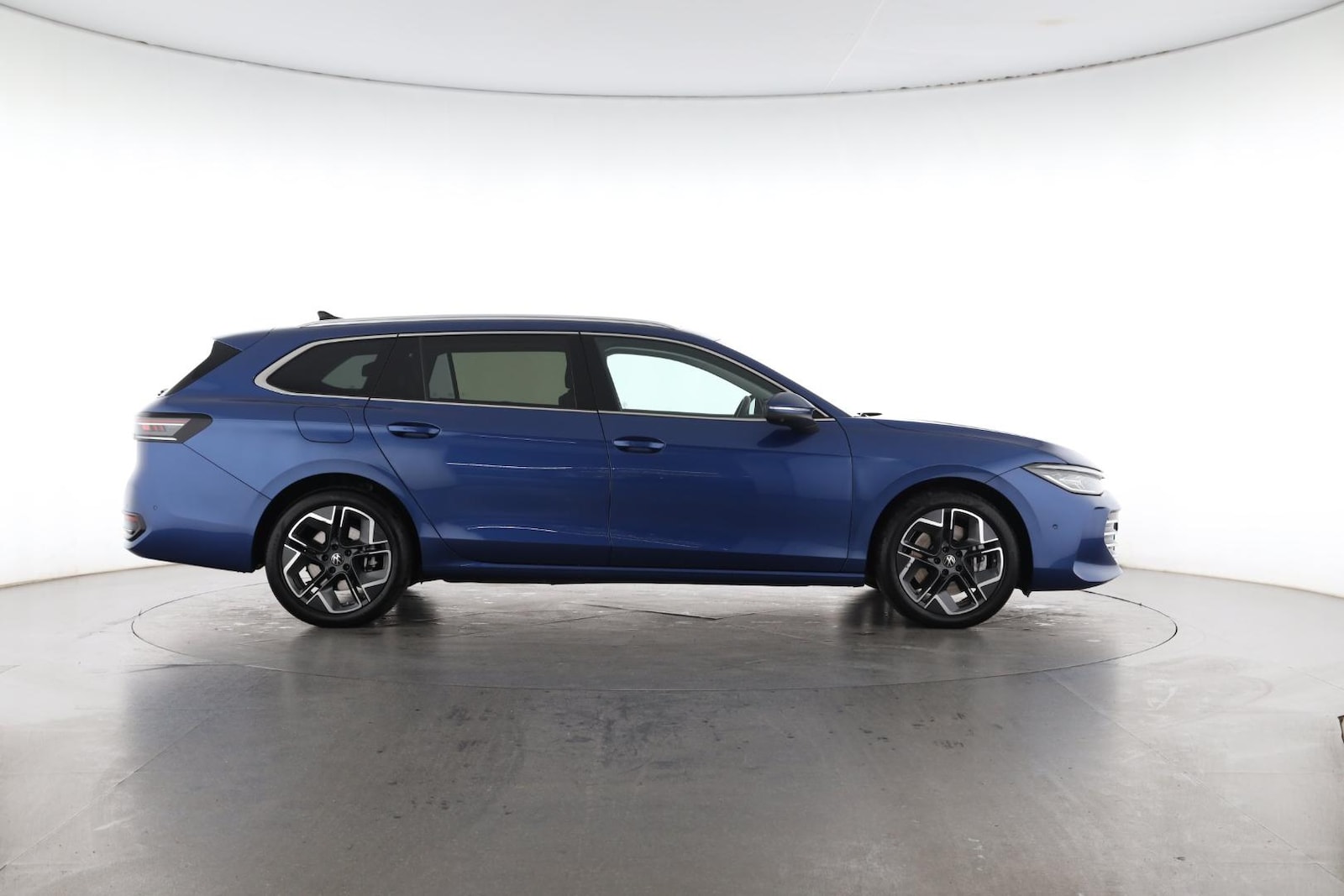 Volkswagen Passat – Bild 7