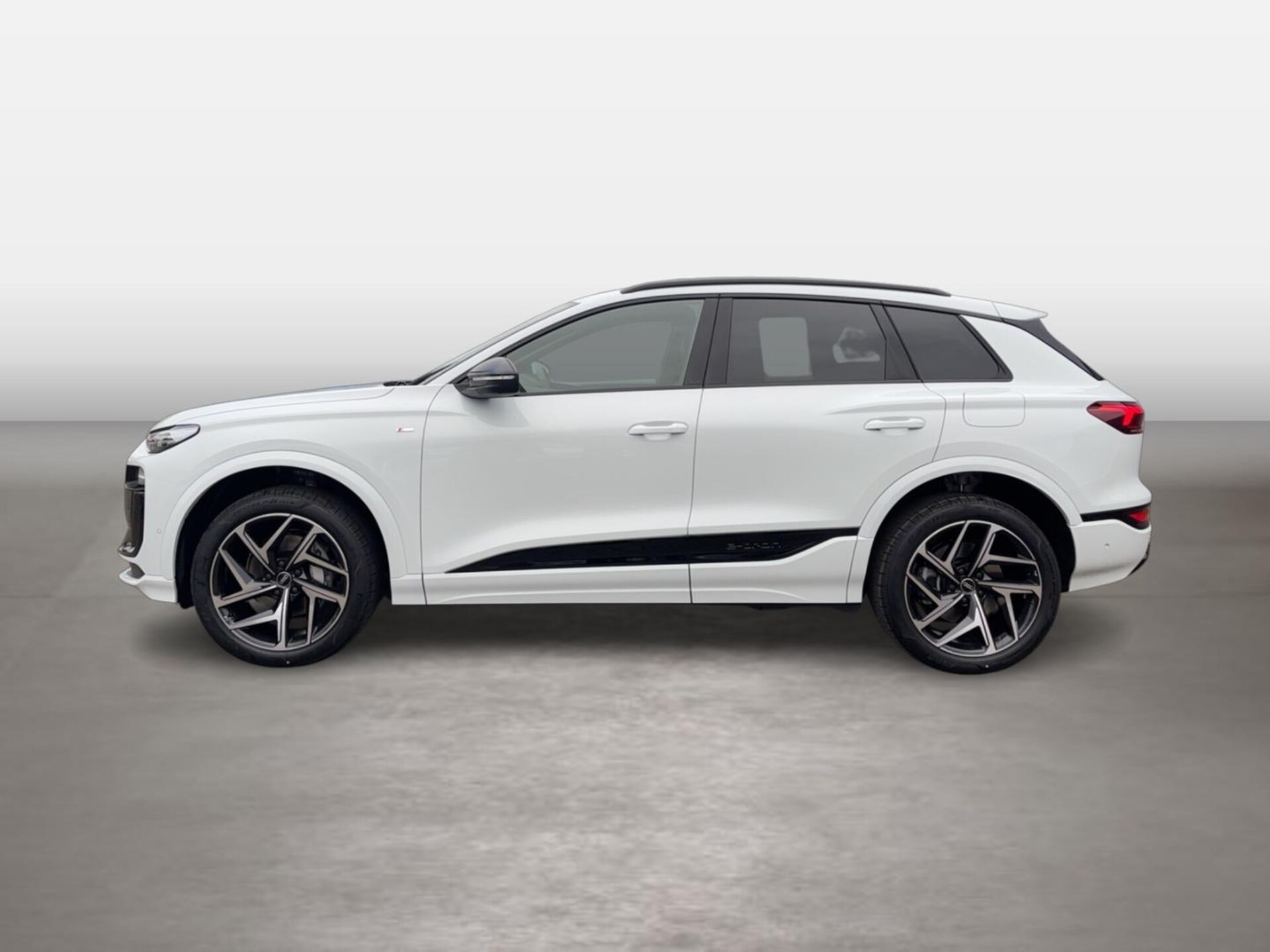 Audi Q6 SUV e-tron