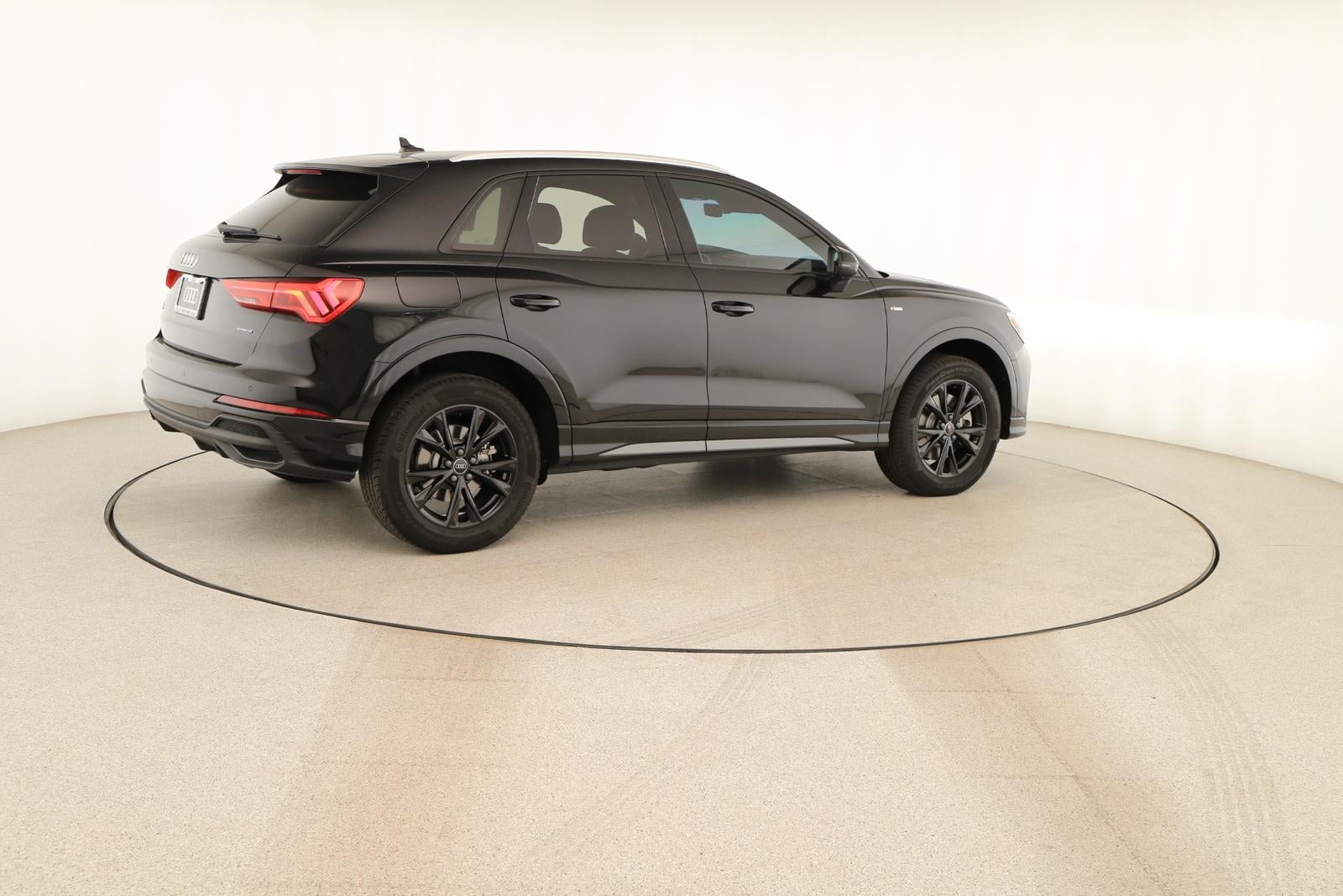 2025 Audi Q3 S Line Premium - Photo 7