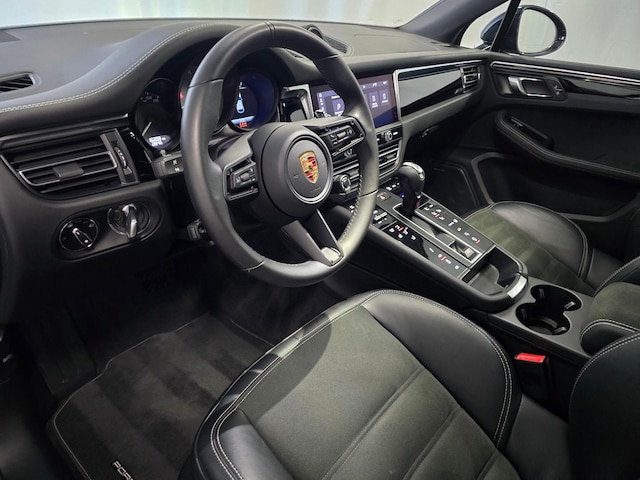 2023 Porsche Macan