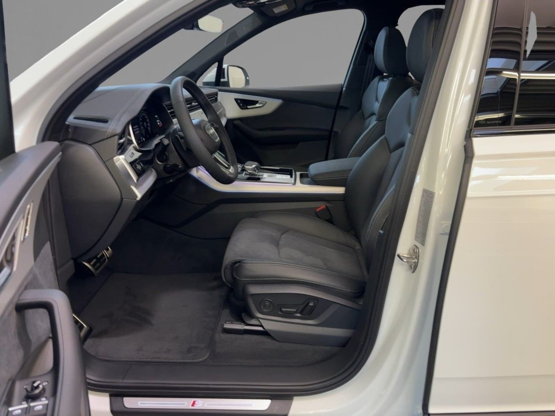 Audi Q7 SUV S line